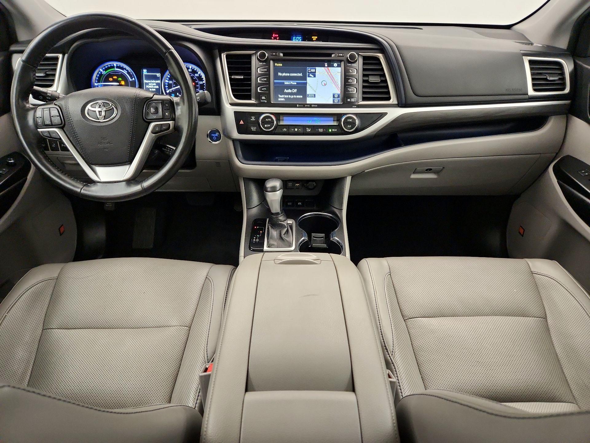 Thumbnail: 2019 Toyota Highlander - 9