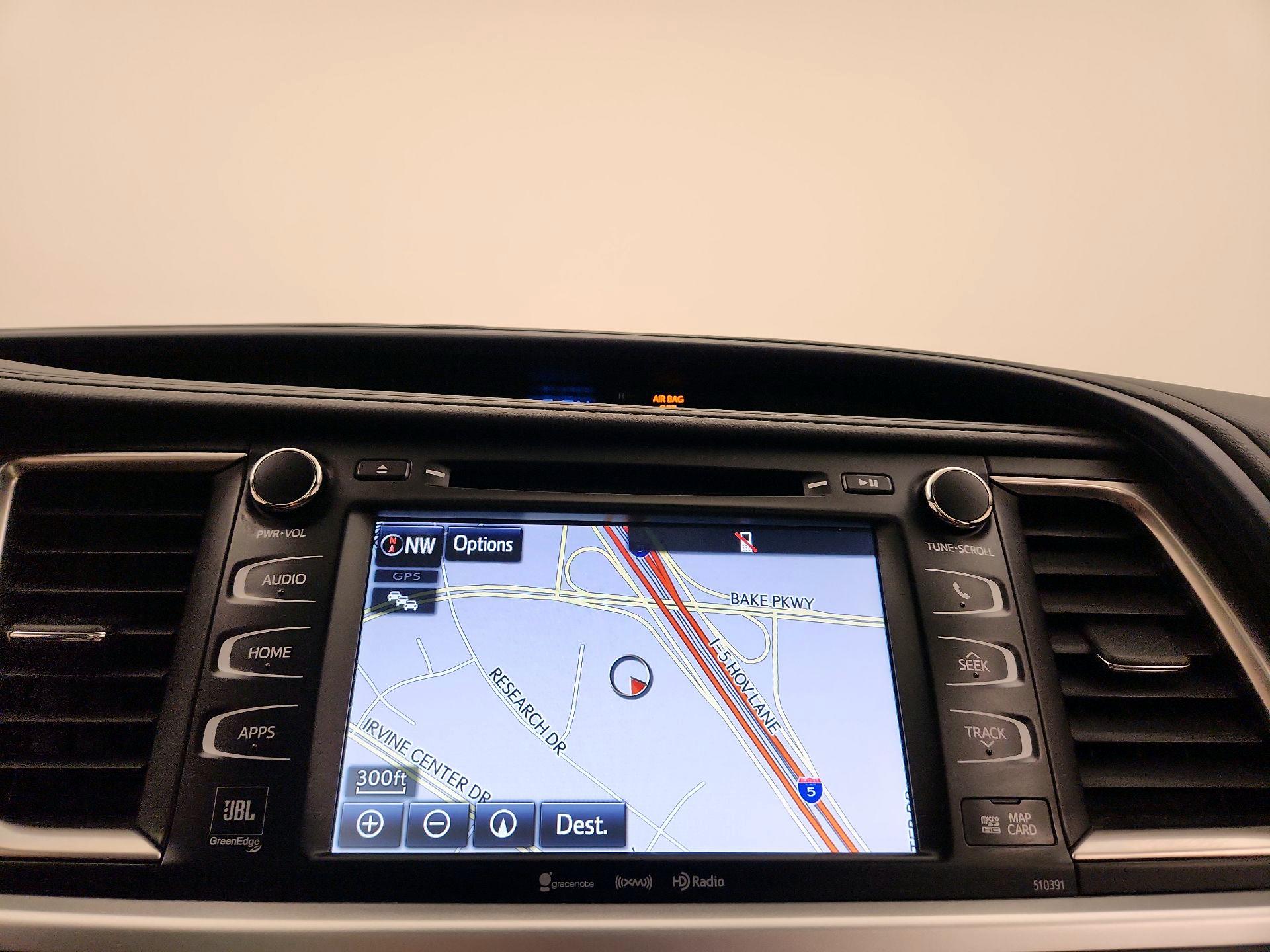 Thumbnail: 2019 Toyota Highlander - 14