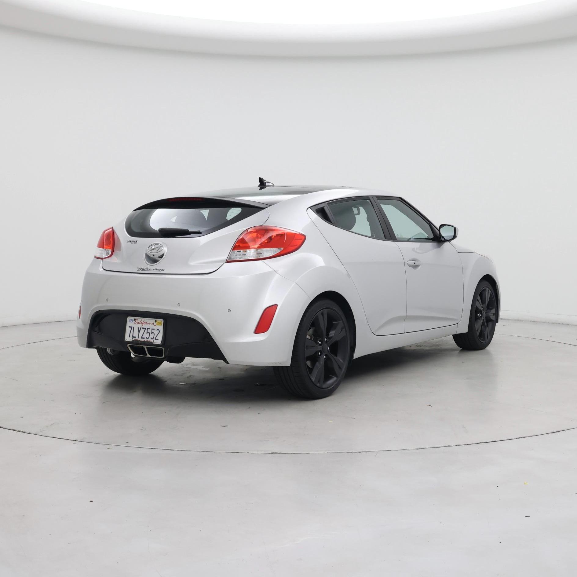 Thumbnail: 2016 Hyundai Veloster - 8