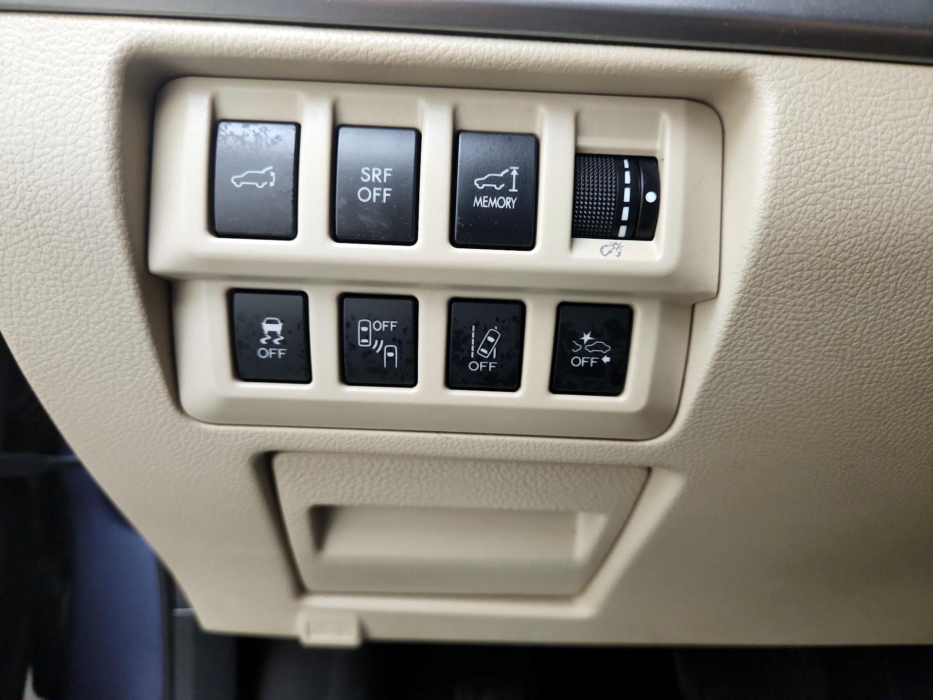 Thumbnail: 2015 Subaru Outback - 13
