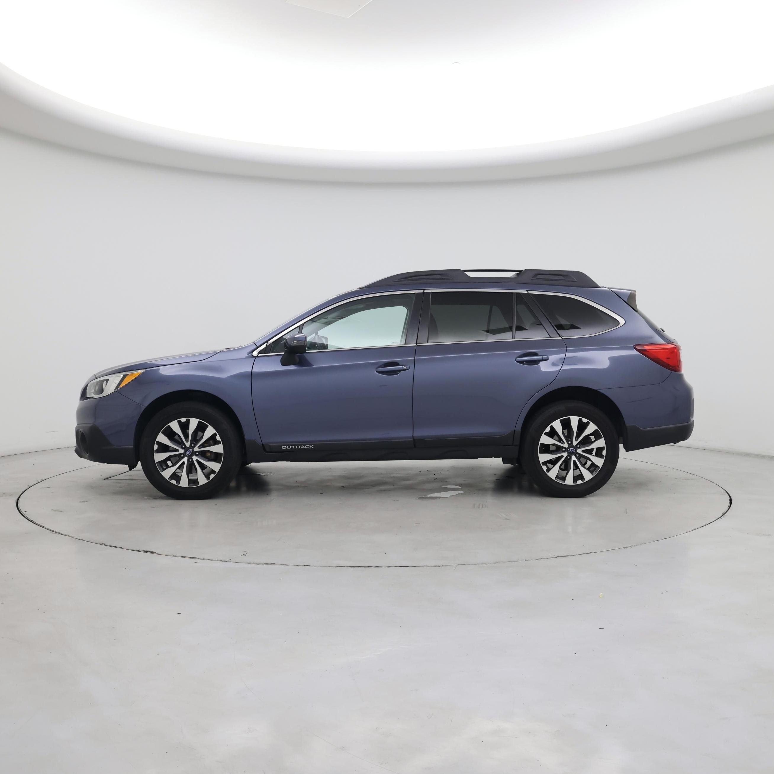 Thumbnail: 2015 Subaru Outback - 3