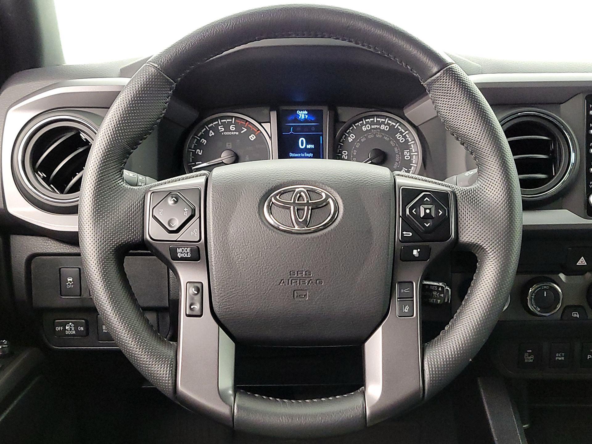 Thumbnail: 2022 Toyota Tacoma - 10