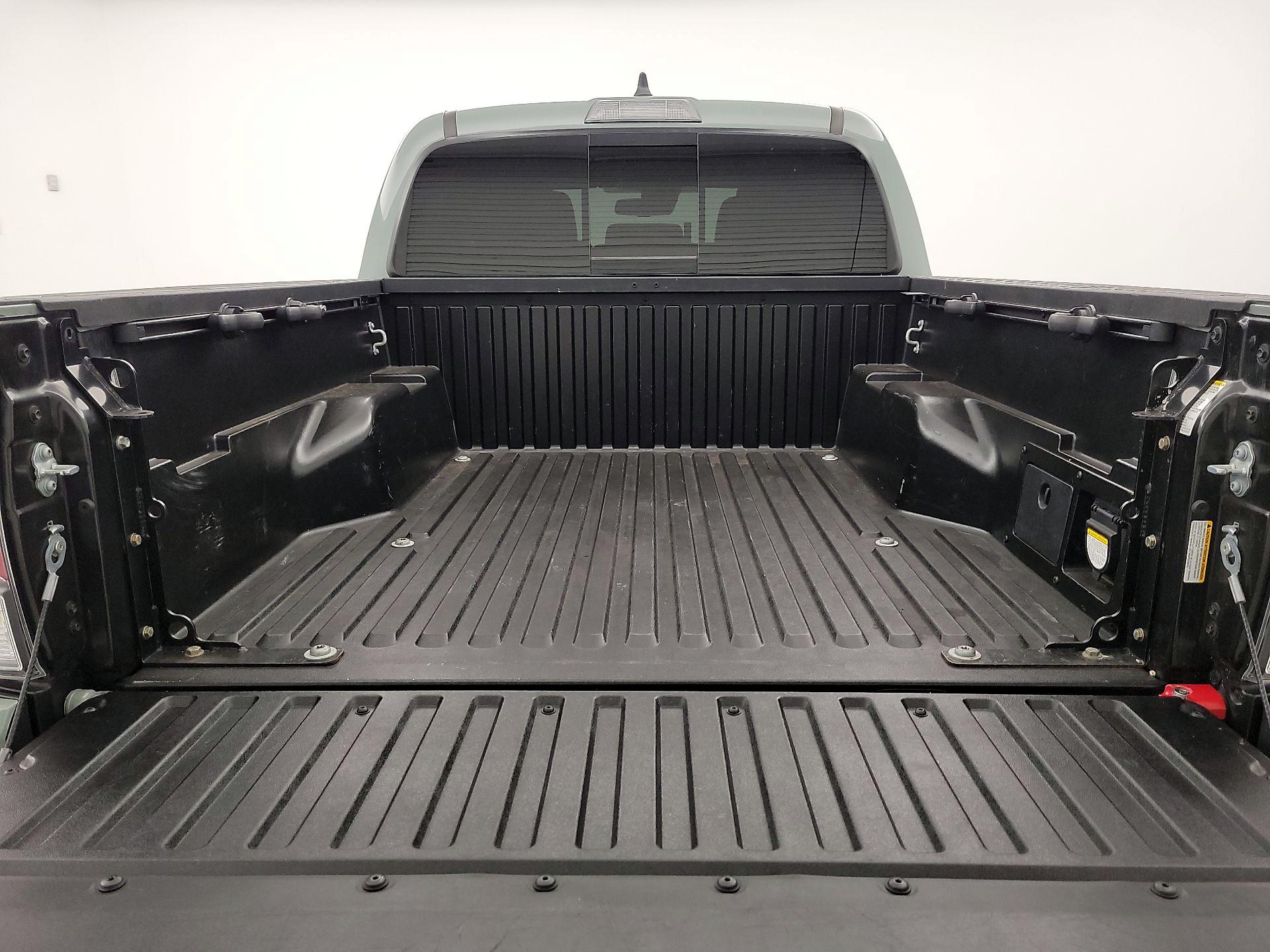 Thumbnail: 2022 Toyota Tacoma - 20