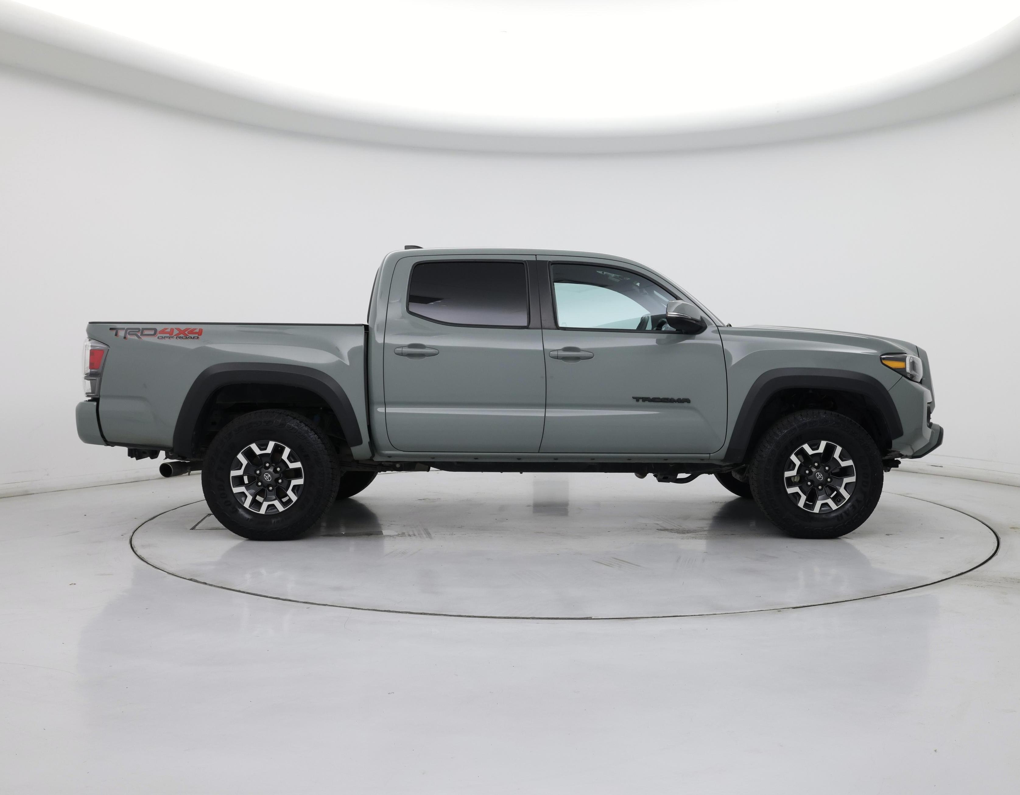 Thumbnail: 2022 Toyota Tacoma - 7