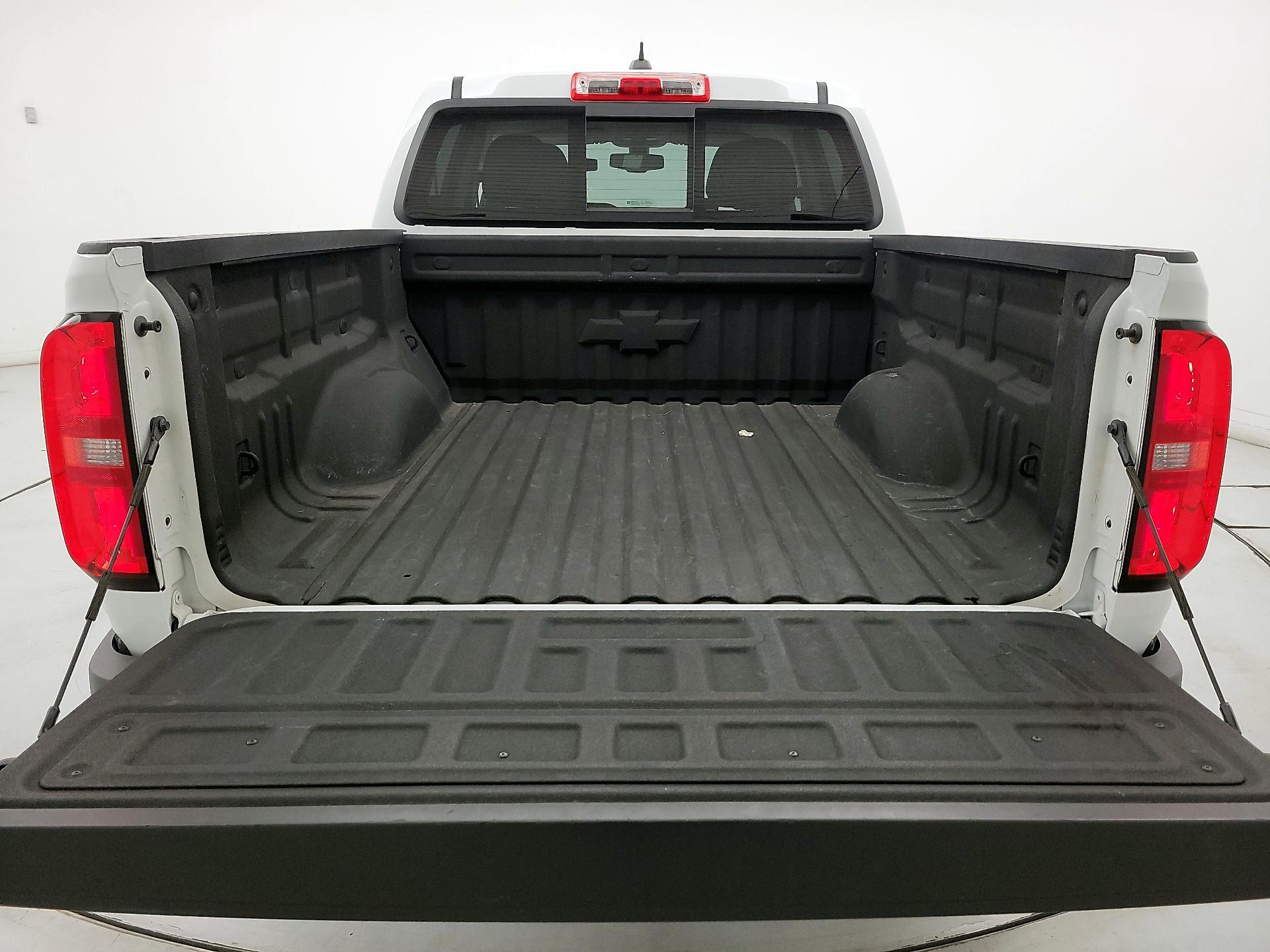 Thumbnail: 2021 Chevrolet Colorado - 20