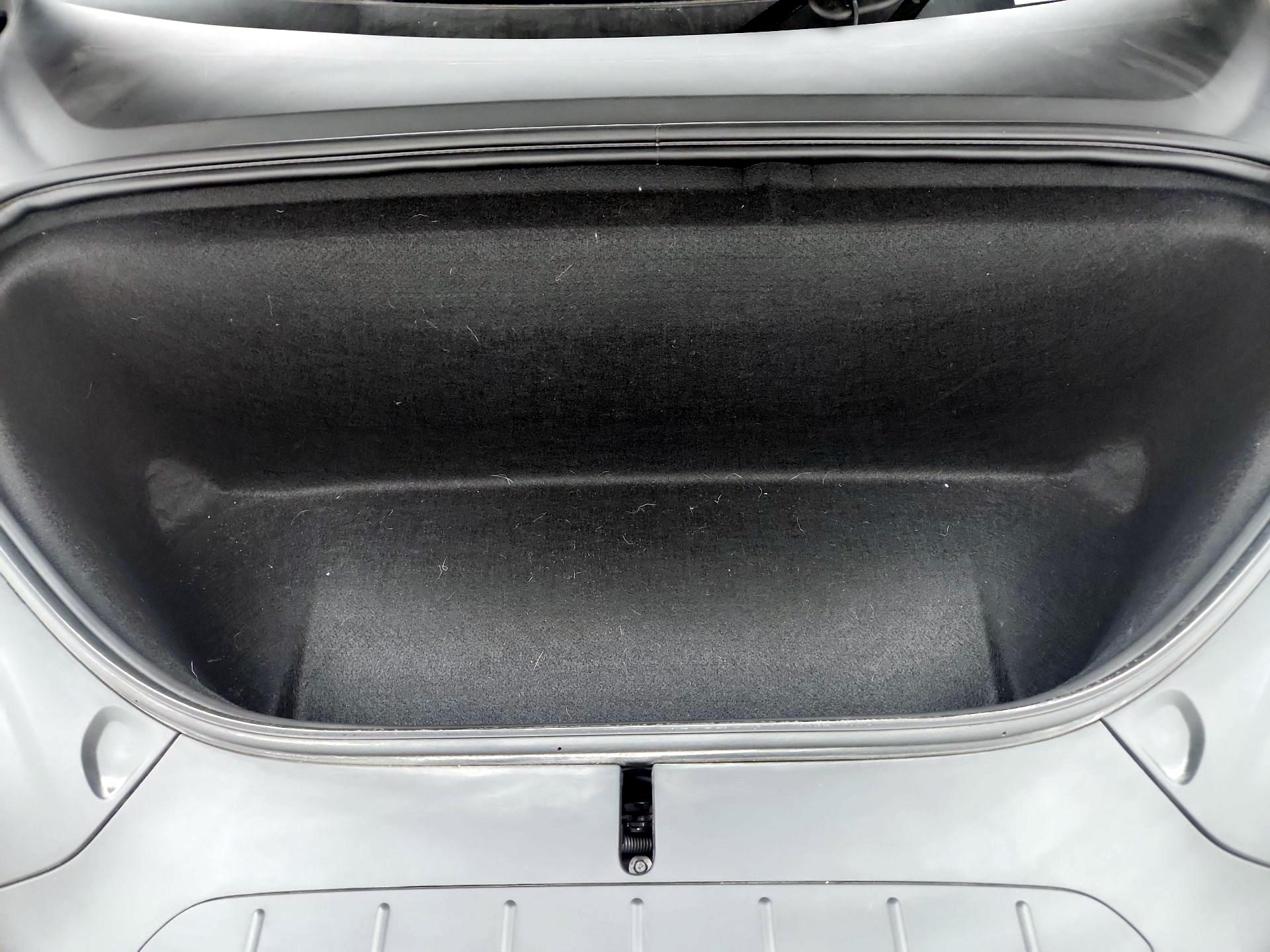 Thumbnail: 2019 Tesla Model X - 20