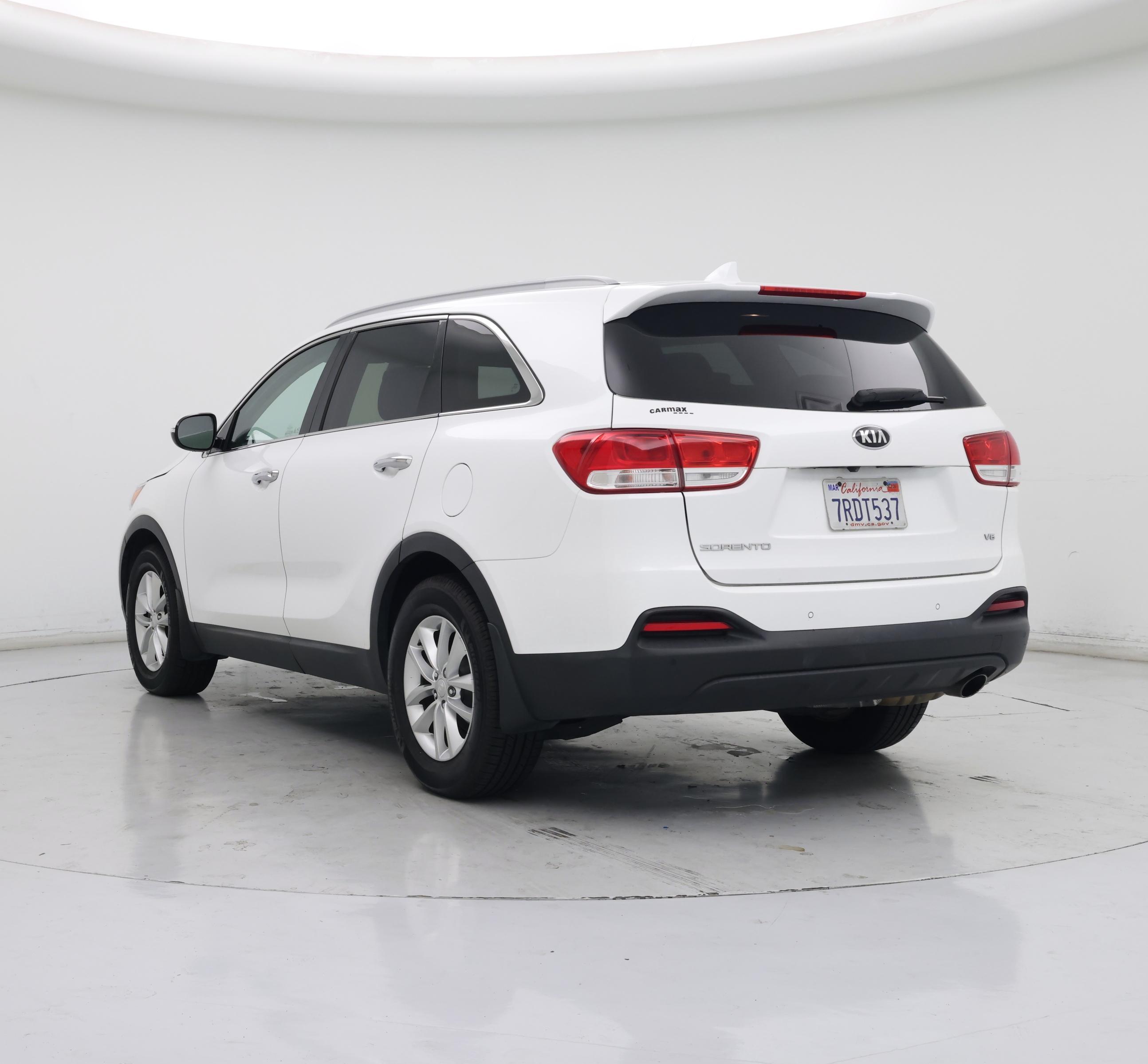 Thumbnail: 2016 Kia Sorento - 2