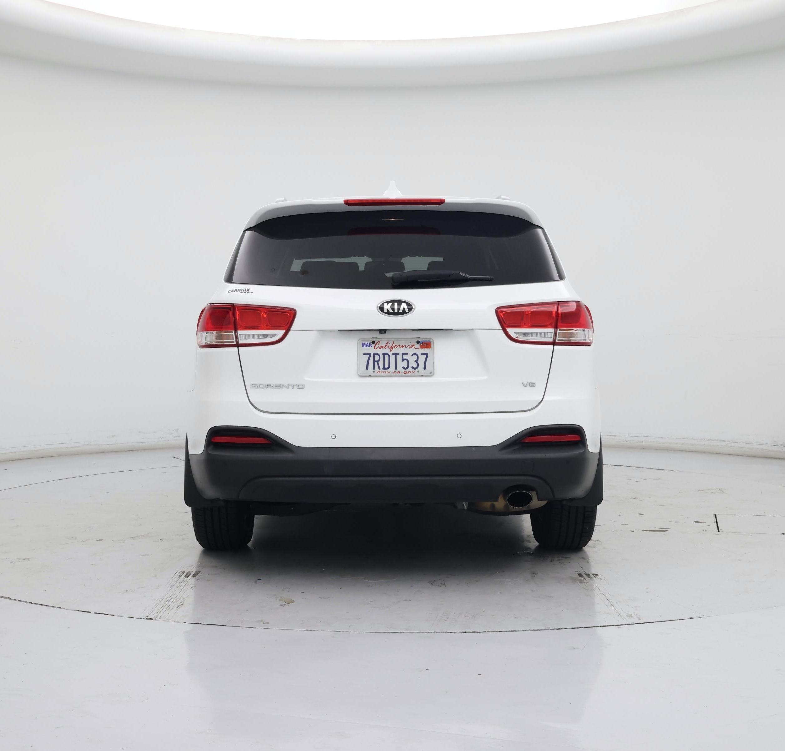 Thumbnail: 2016 Kia Sorento - 6