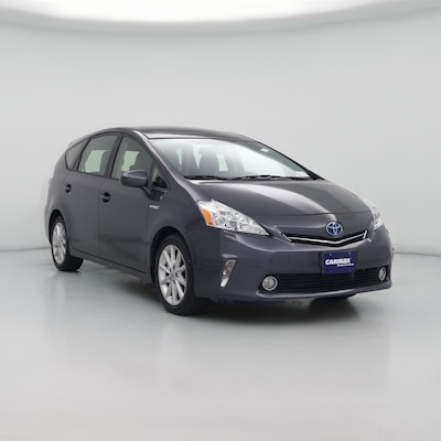 2014 Toyota Prius v Five