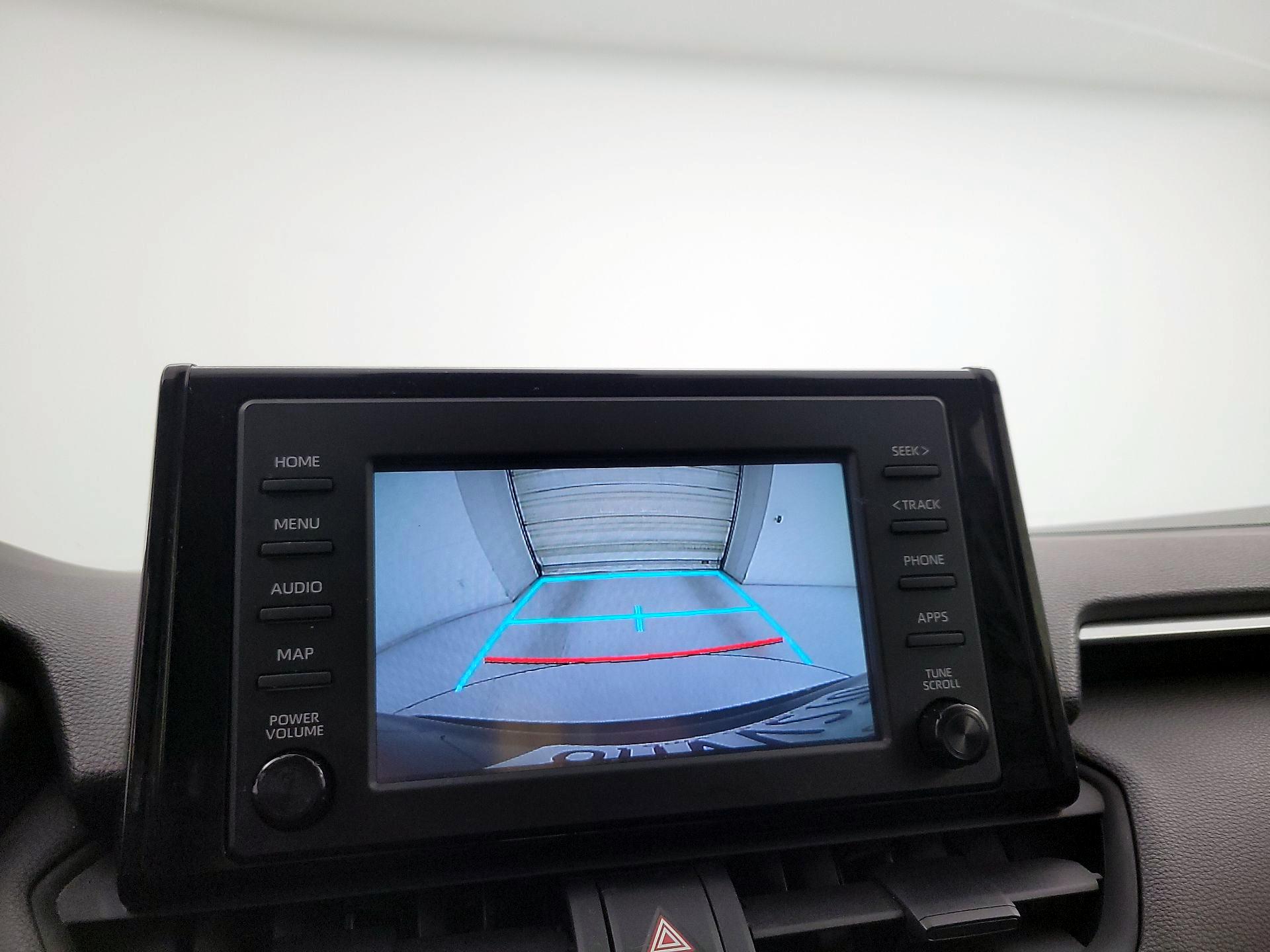 Thumbnail: 2019 Toyota RAV4 - 14