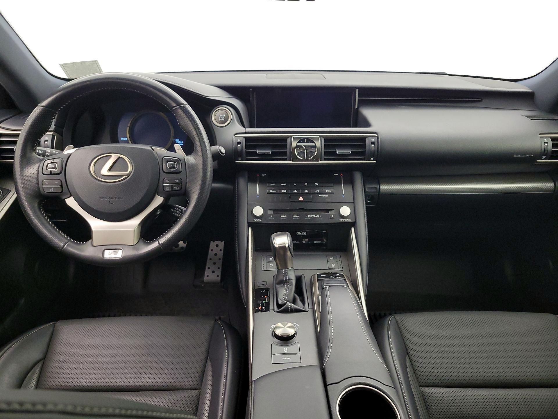 Thumbnail: 2018 Lexus IS - 9