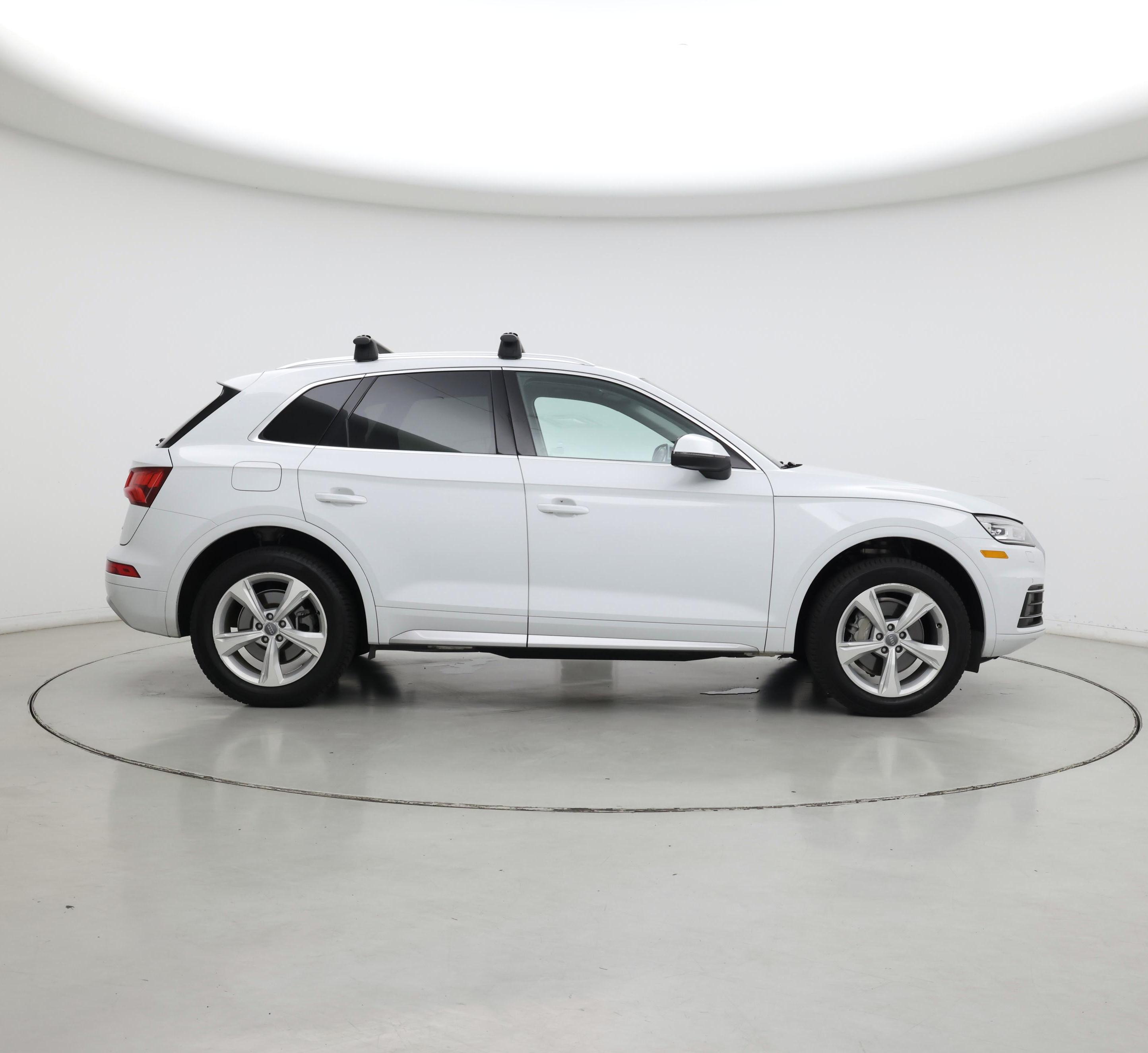 Thumbnail: 2020 Audi Q5 - 7