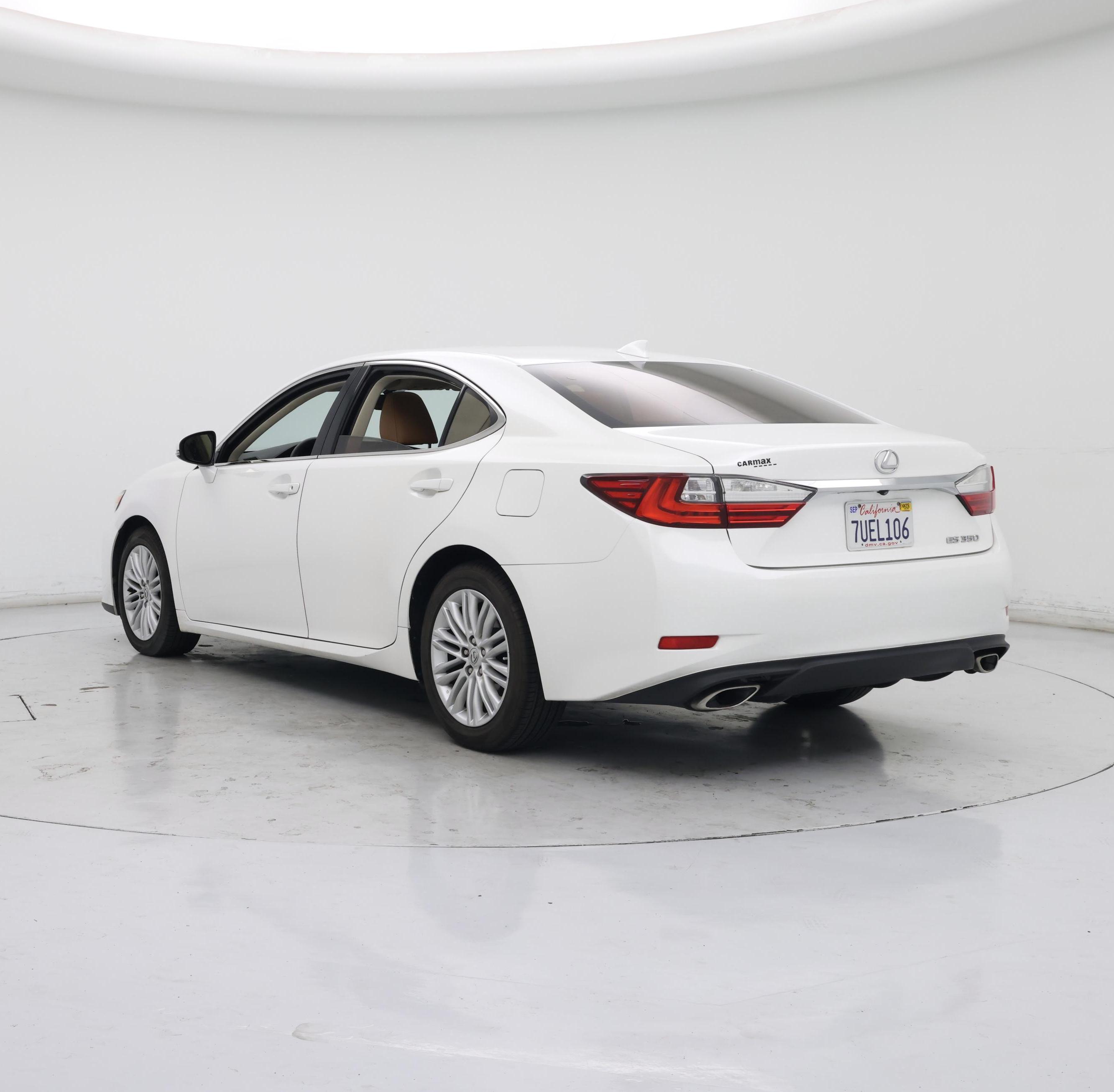 Thumbnail: 2016 Lexus ES - 2