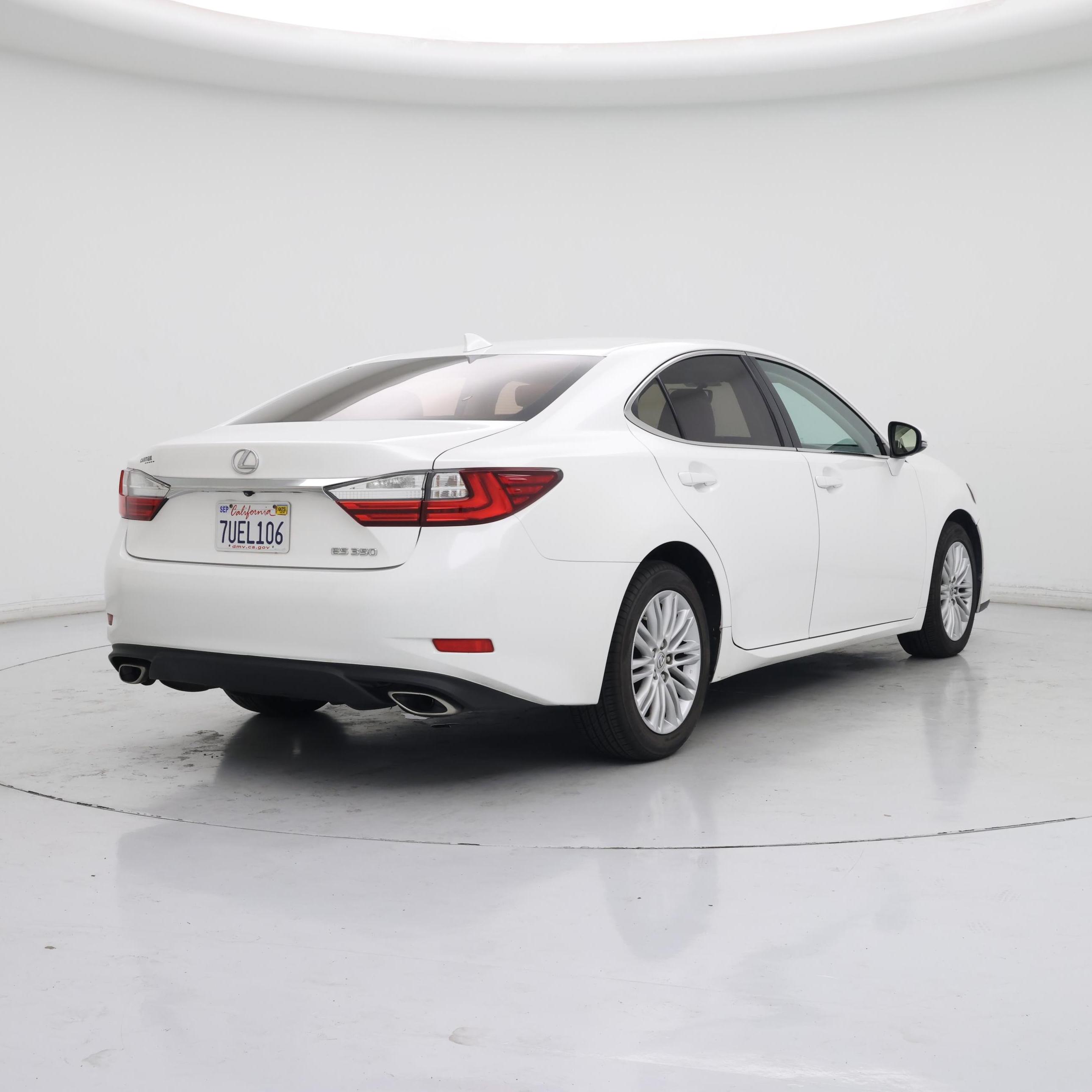 Thumbnail: 2016 Lexus ES - 8