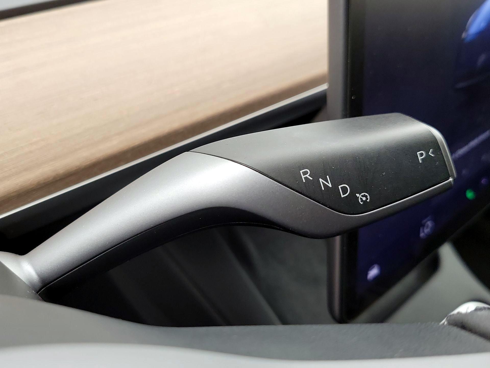 Thumbnail: 2022 Tesla Model Y - 17