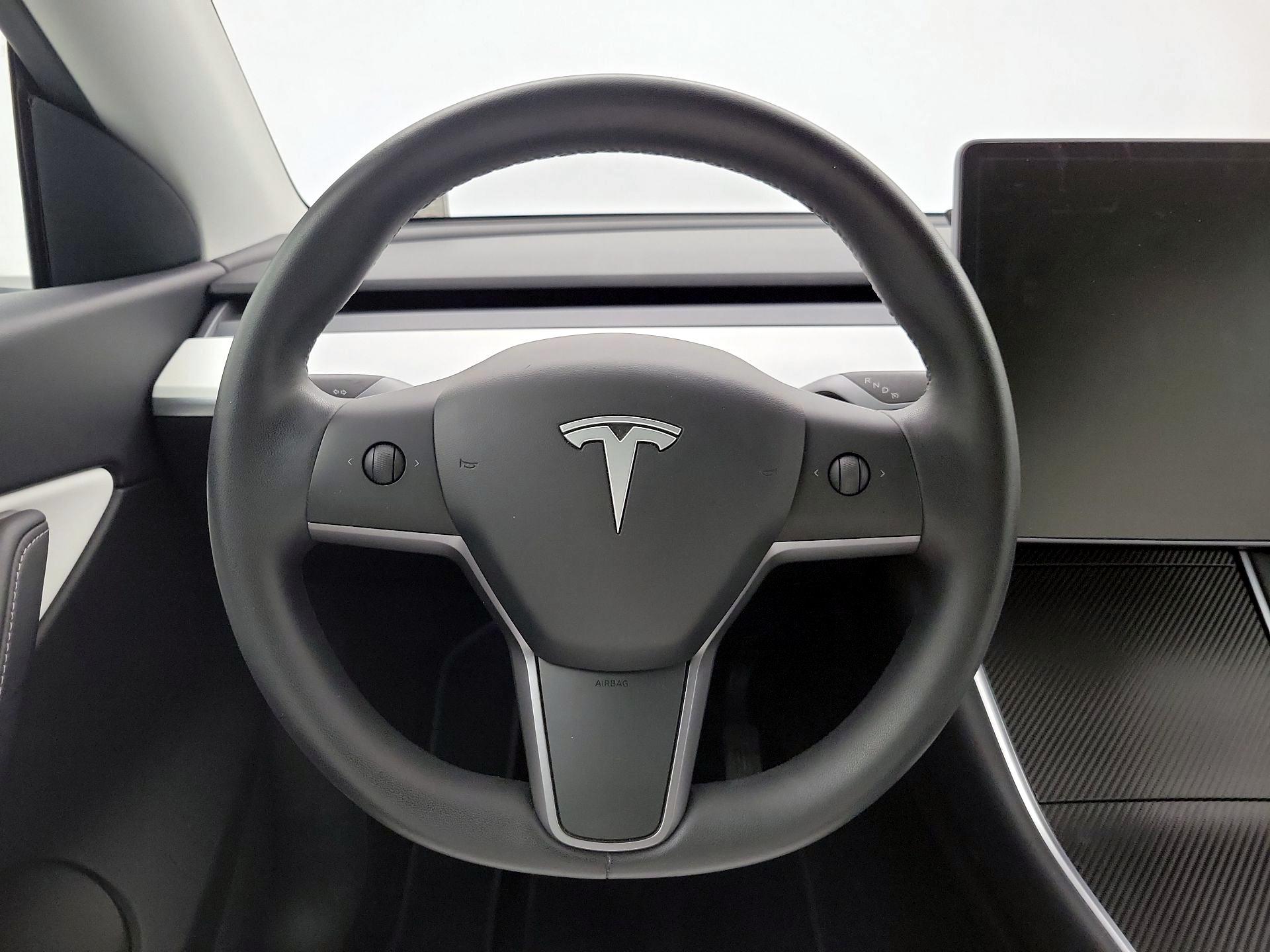 Thumbnail: 2020 Tesla Model Y - 10