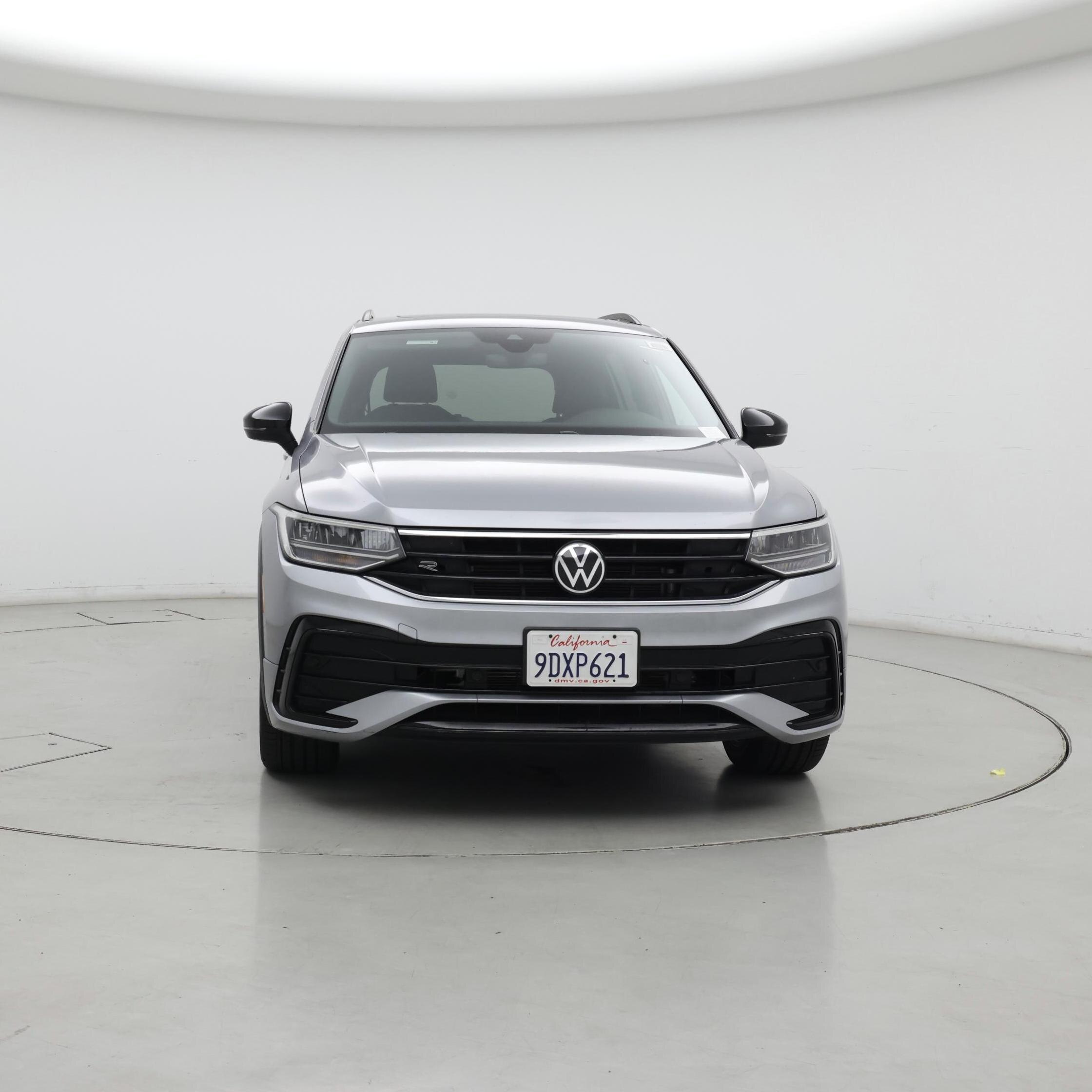 Thumbnail: 2023 Volkswagen Tiguan - 5