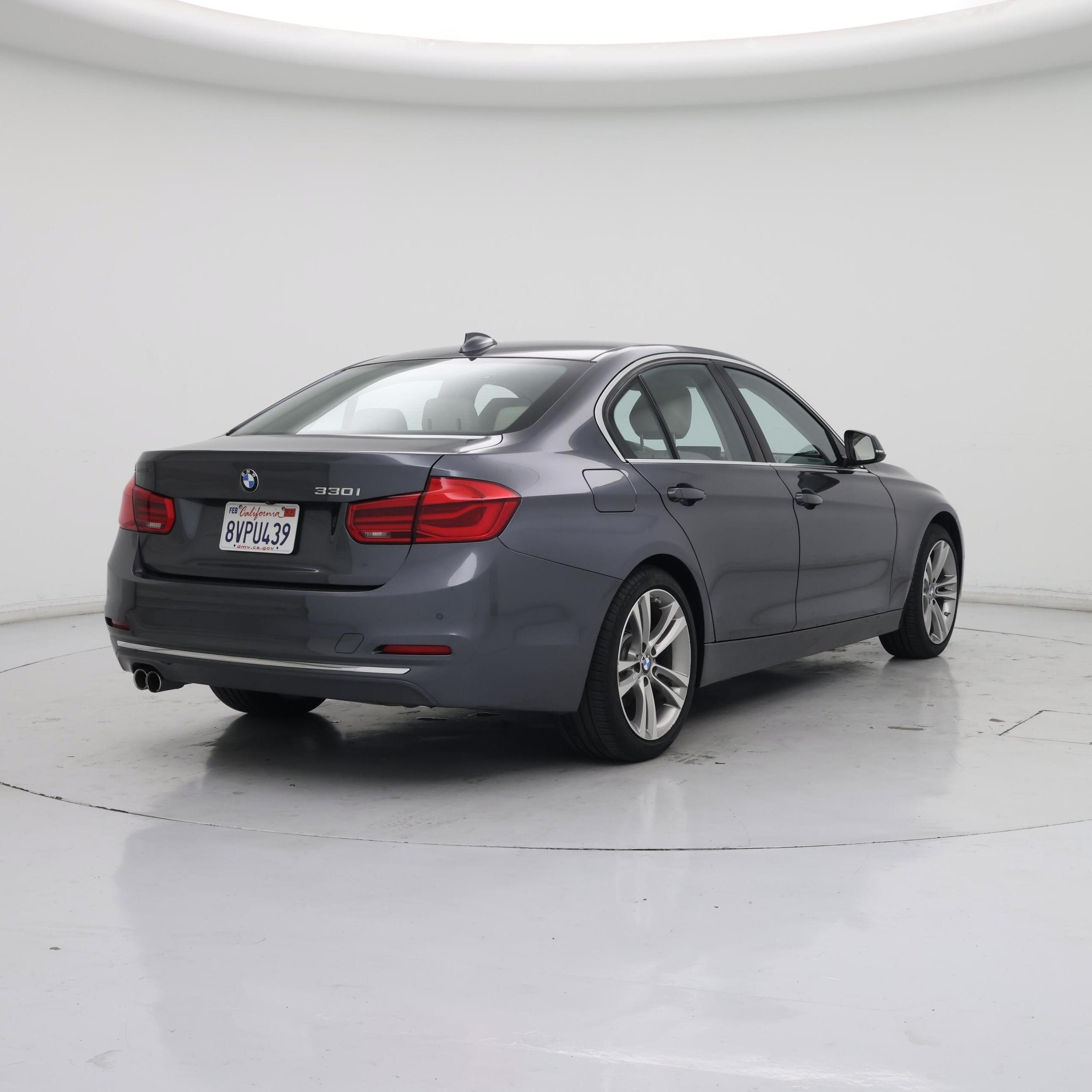 Thumbnail: 2018 BMW 3 Series - 8