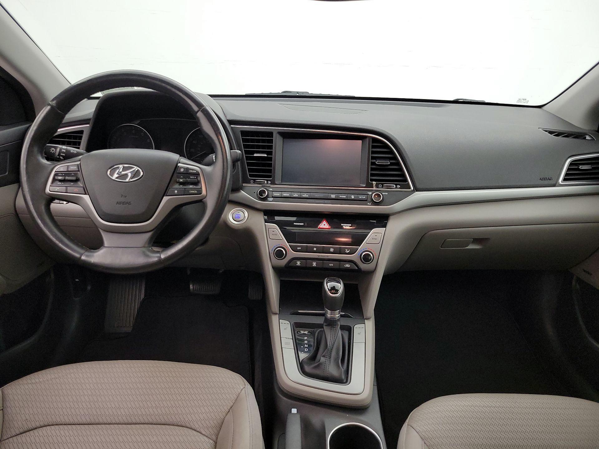 Thumbnail: 2017 Hyundai Elantra - 9