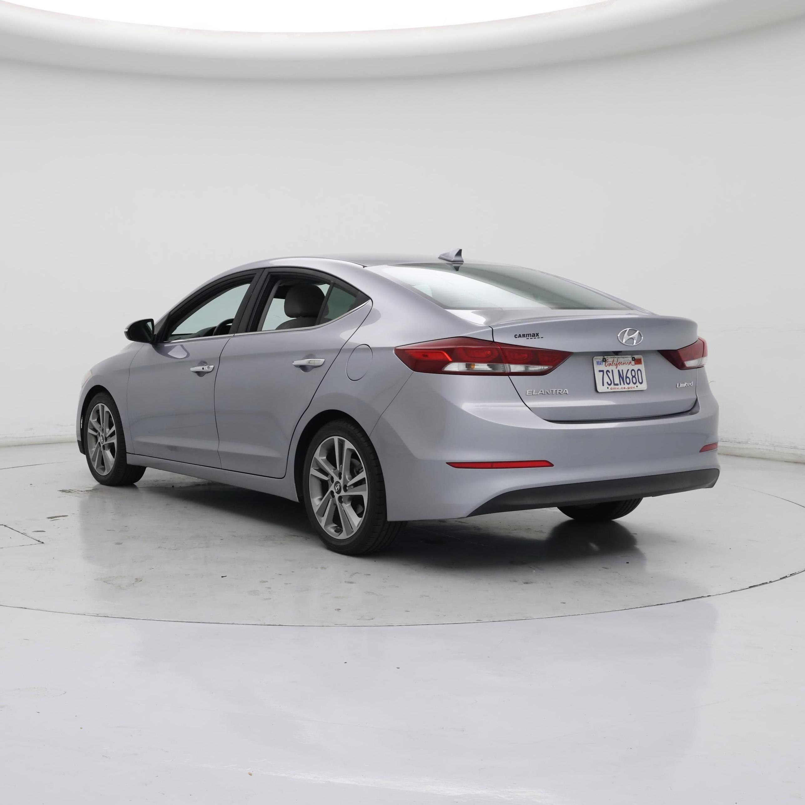 Thumbnail: 2017 Hyundai Elantra - 2