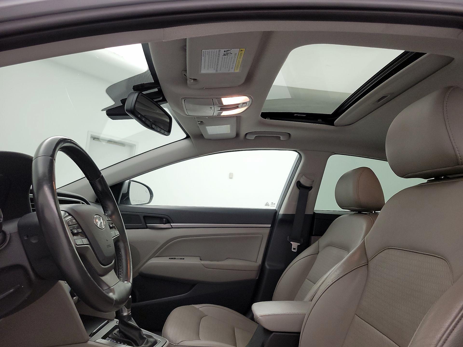 Thumbnail: 2017 Hyundai Elantra - 20