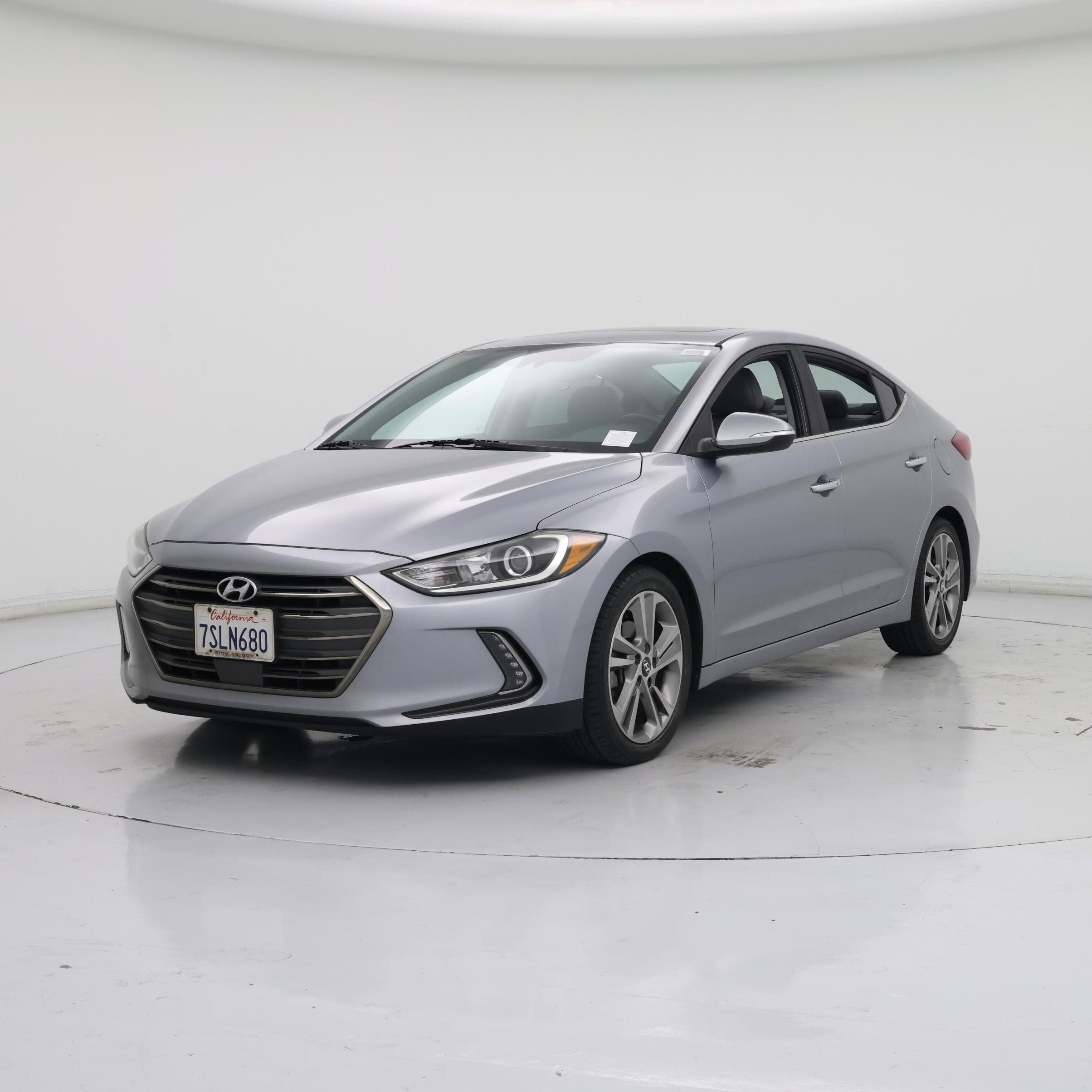 Thumbnail: 2017 Hyundai Elantra - 4