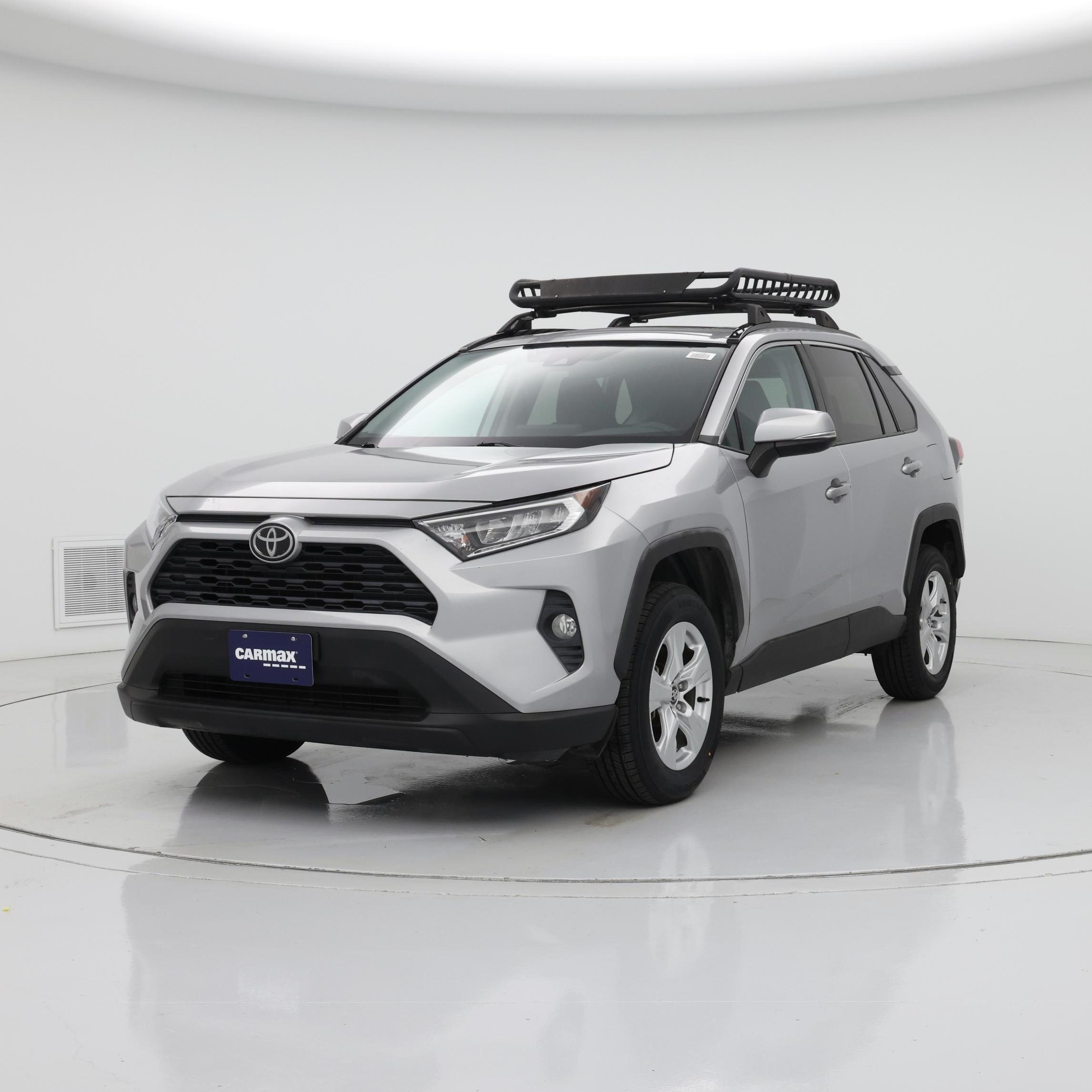 Thumbnail: 2019 Toyota RAV4 - 4