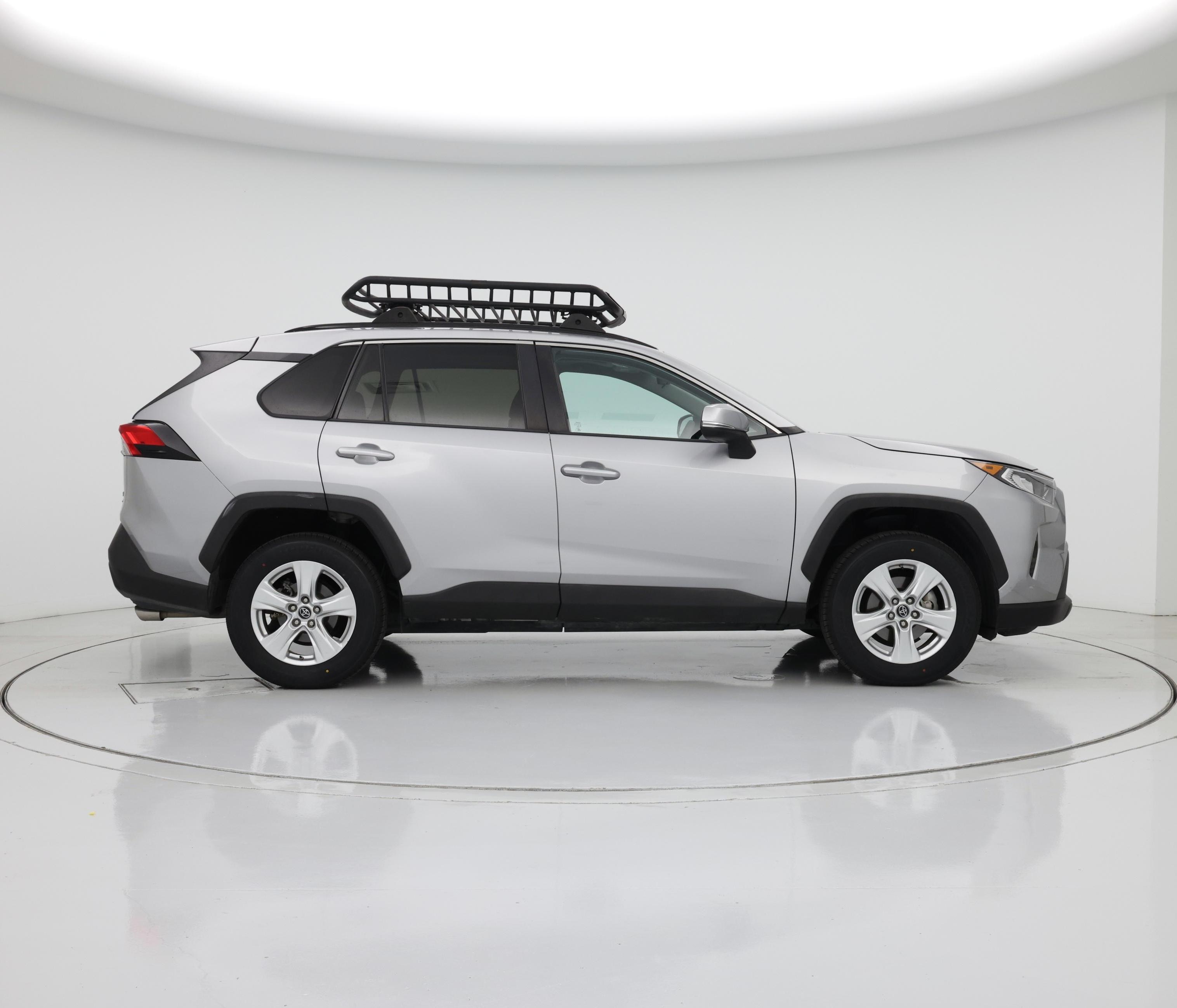 Thumbnail: 2019 Toyota RAV4 - 7