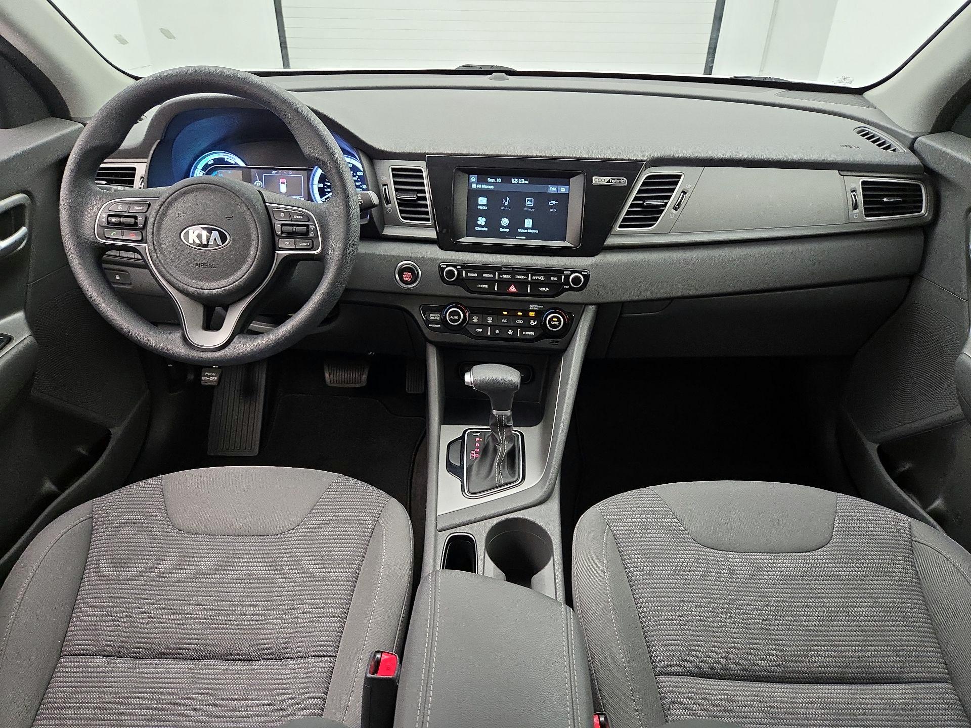 Thumbnail: 2019 Kia Niro - 9