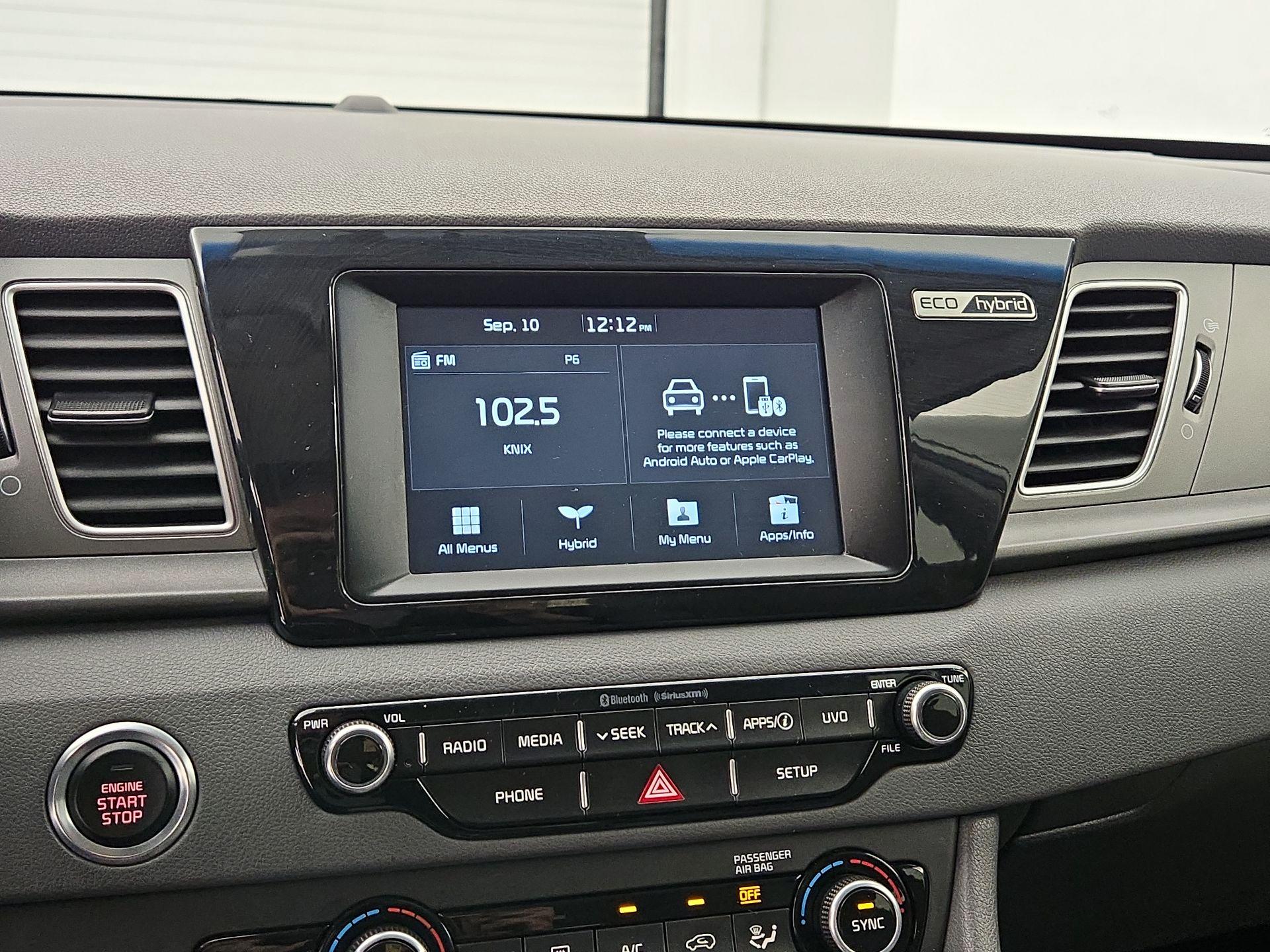 Thumbnail: 2019 Kia Niro - 15