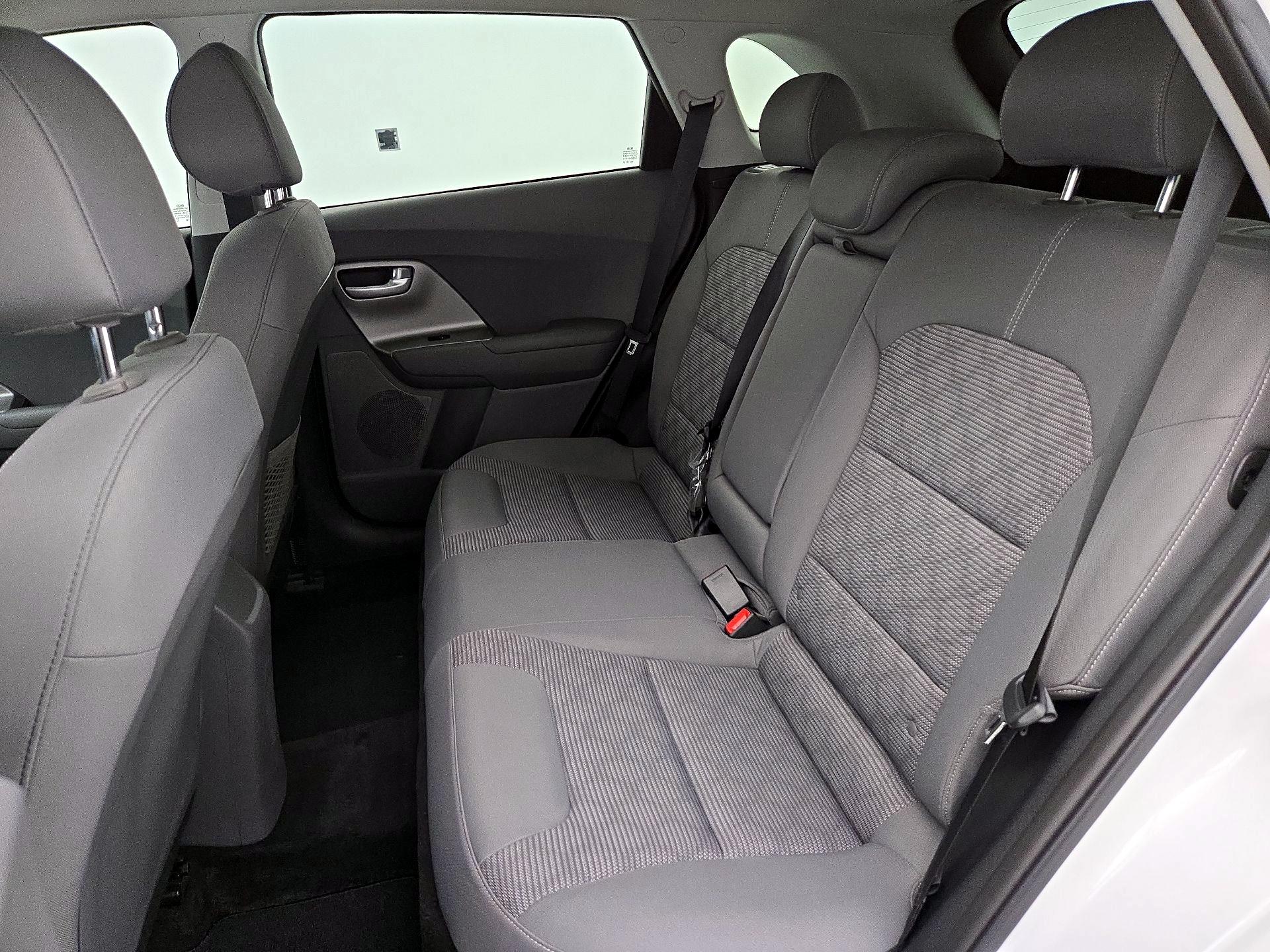 Thumbnail: 2019 Kia Niro - 19