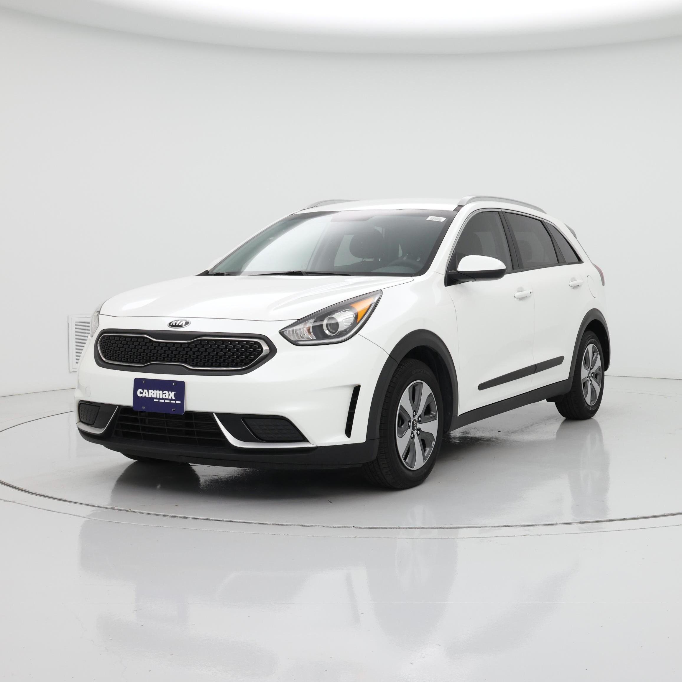 Thumbnail: 2019 Kia Niro - 4