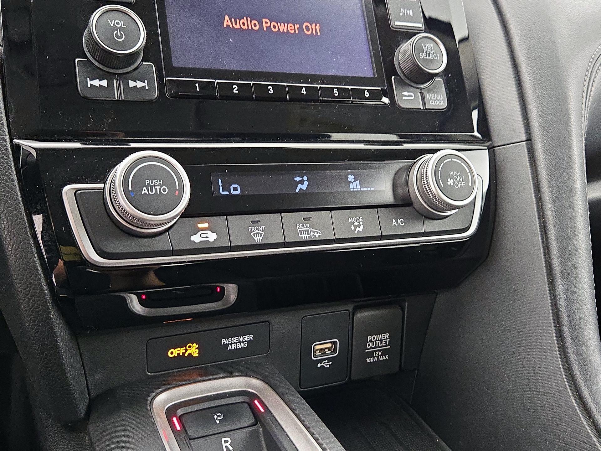 Thumbnail: 2019 Honda Insight - 16