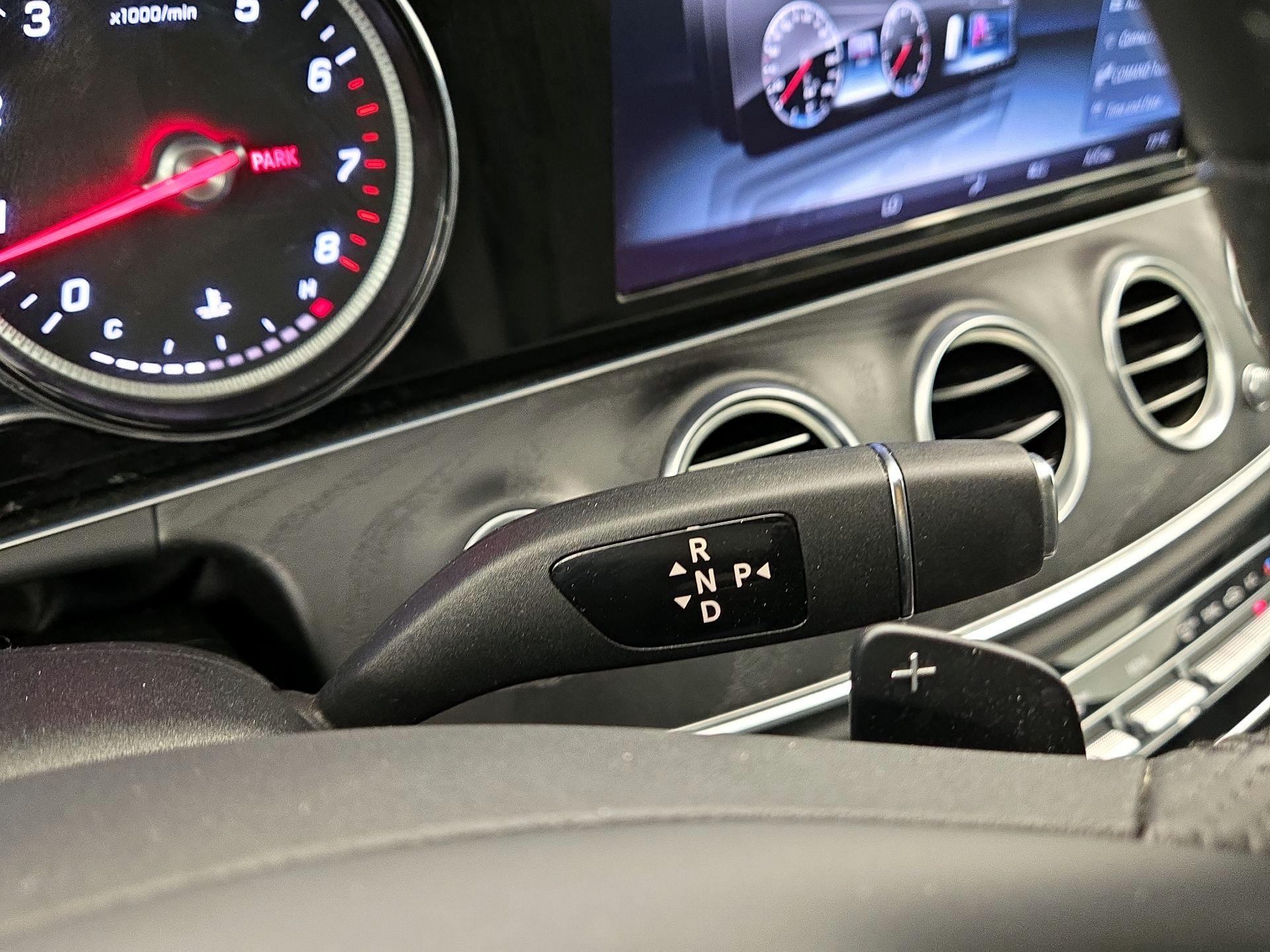 Thumbnail: 2017 Mercedes-Benz E-Class - 18