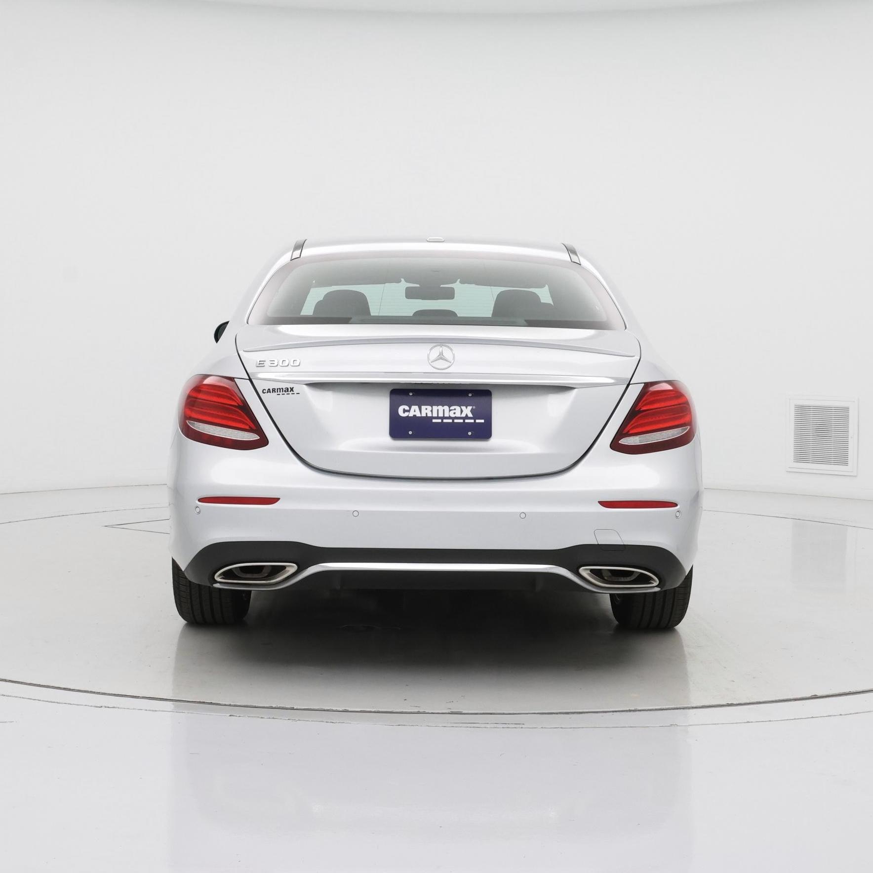 Thumbnail: 2017 Mercedes-Benz E-Class - 6