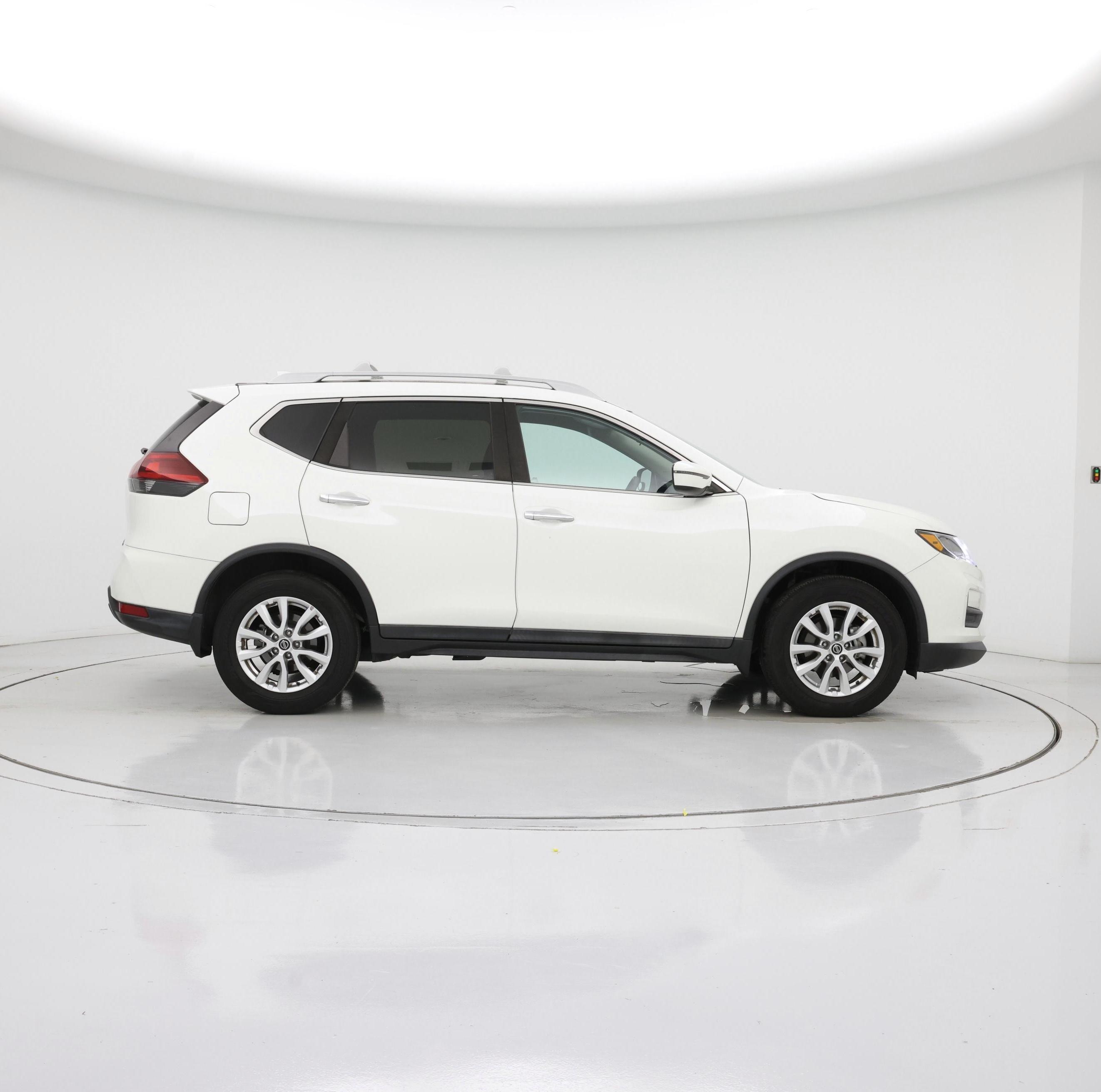 Thumbnail: 2020 Nissan Rogue - 7