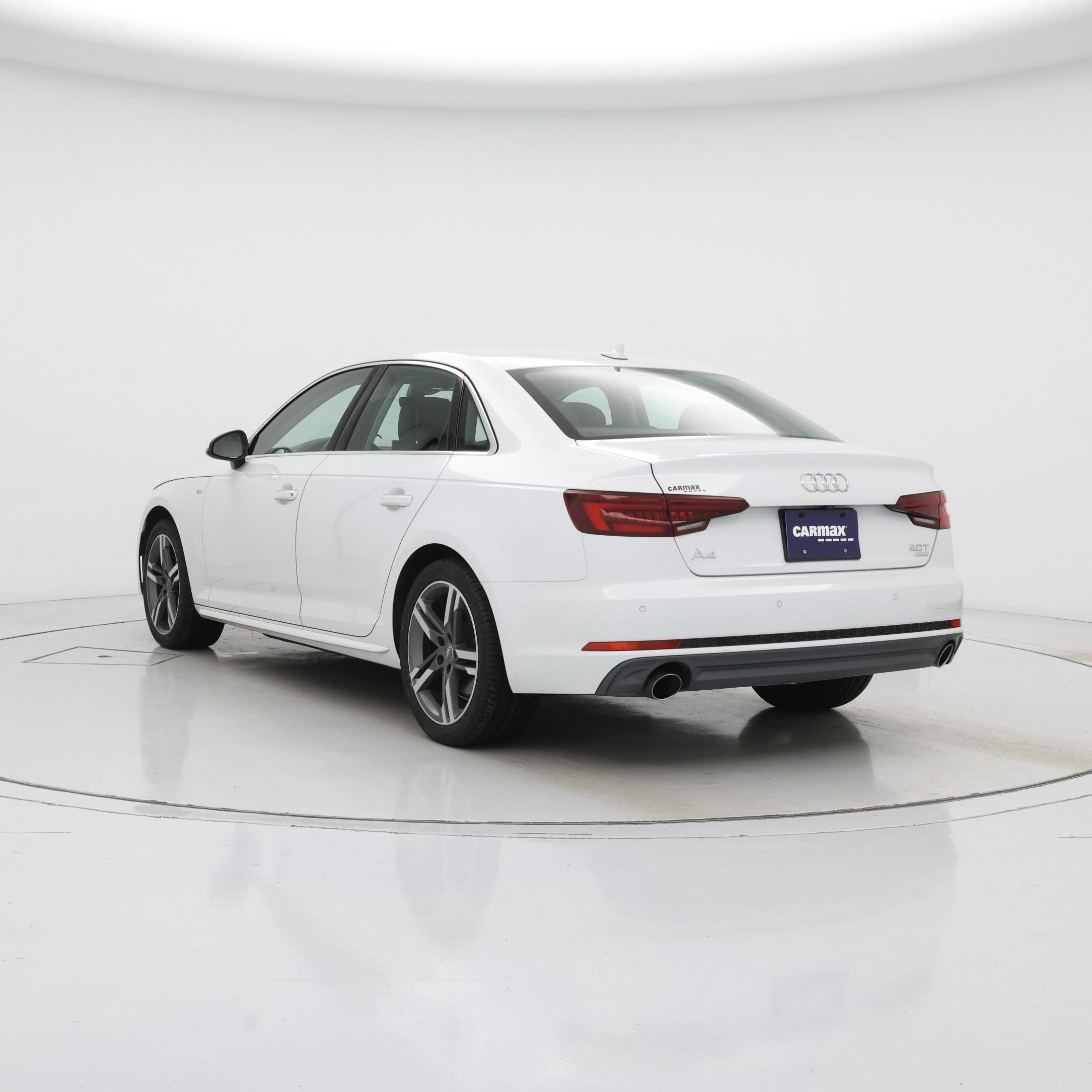 Thumbnail: 2018 Audi A4 - 2