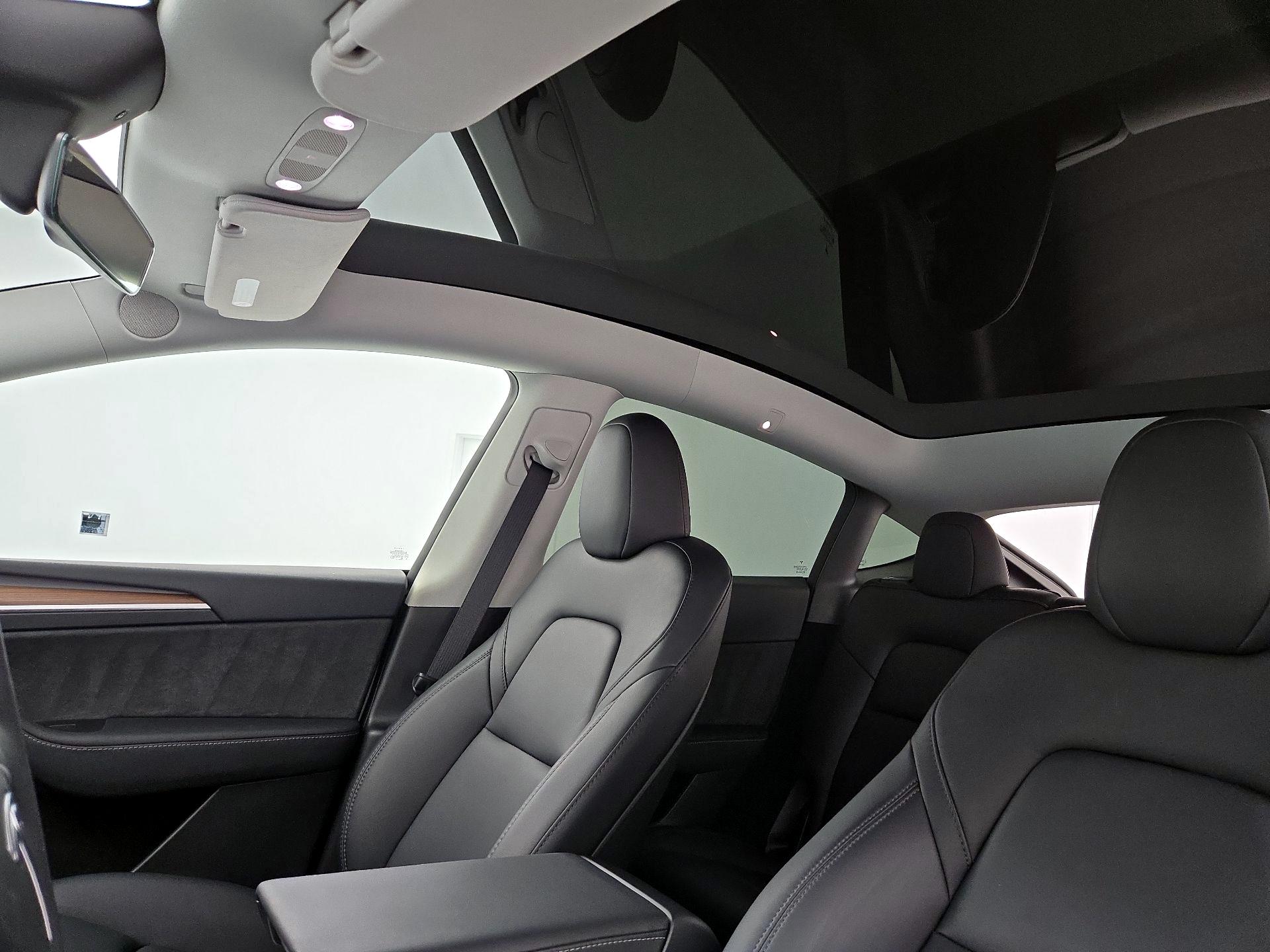 Thumbnail: 2024 Tesla Model Y - 19