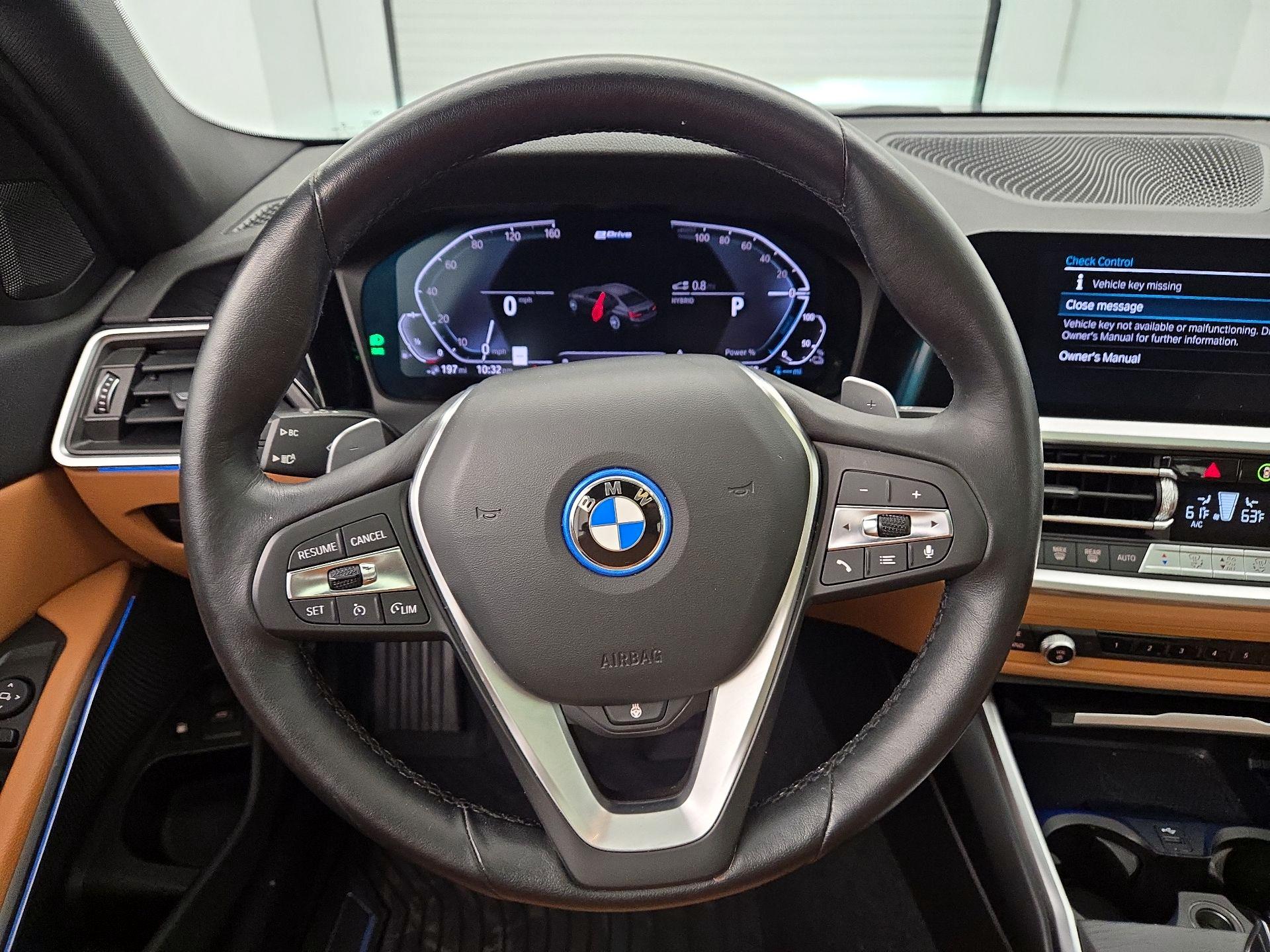Thumbnail: 2022 BMW 3 Series - 10
