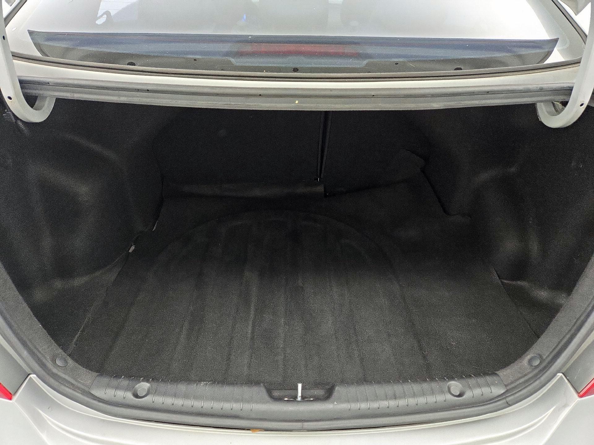 Thumbnail: 2015 Hyundai Accent - 19