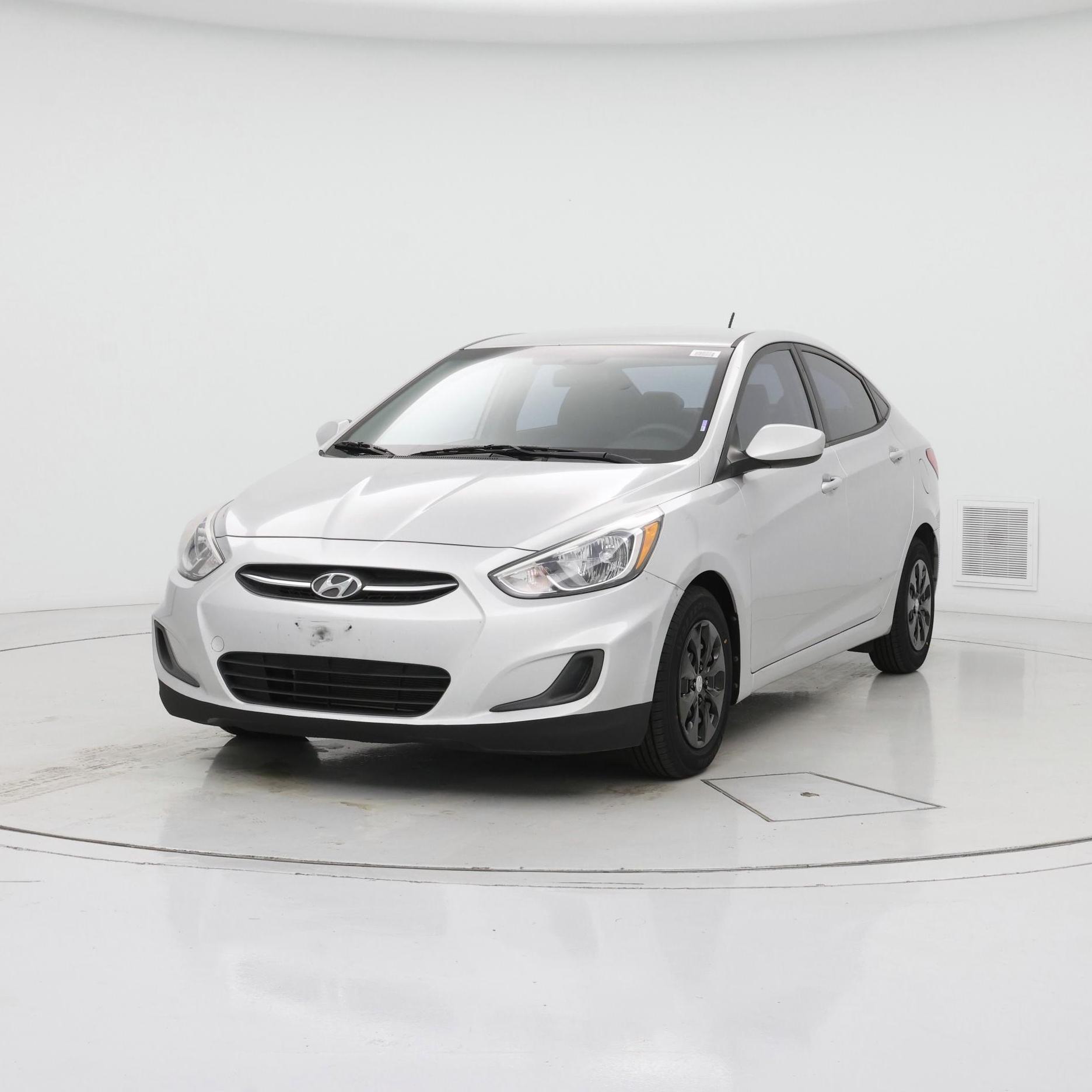 Thumbnail: 2015 Hyundai Accent - 4