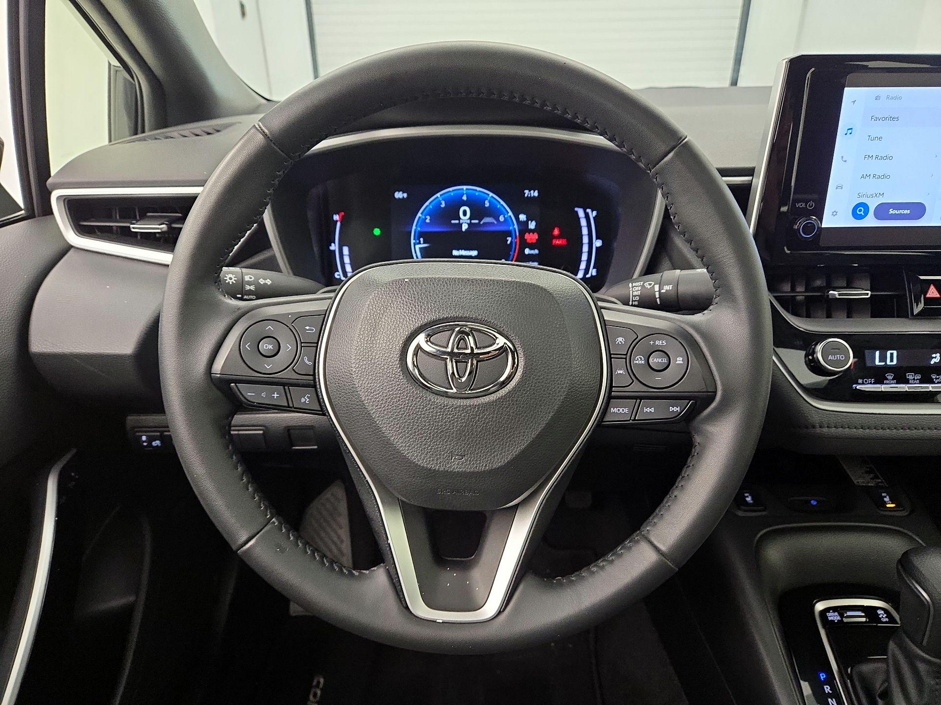 Thumbnail: 2024 Toyota Corolla - 10