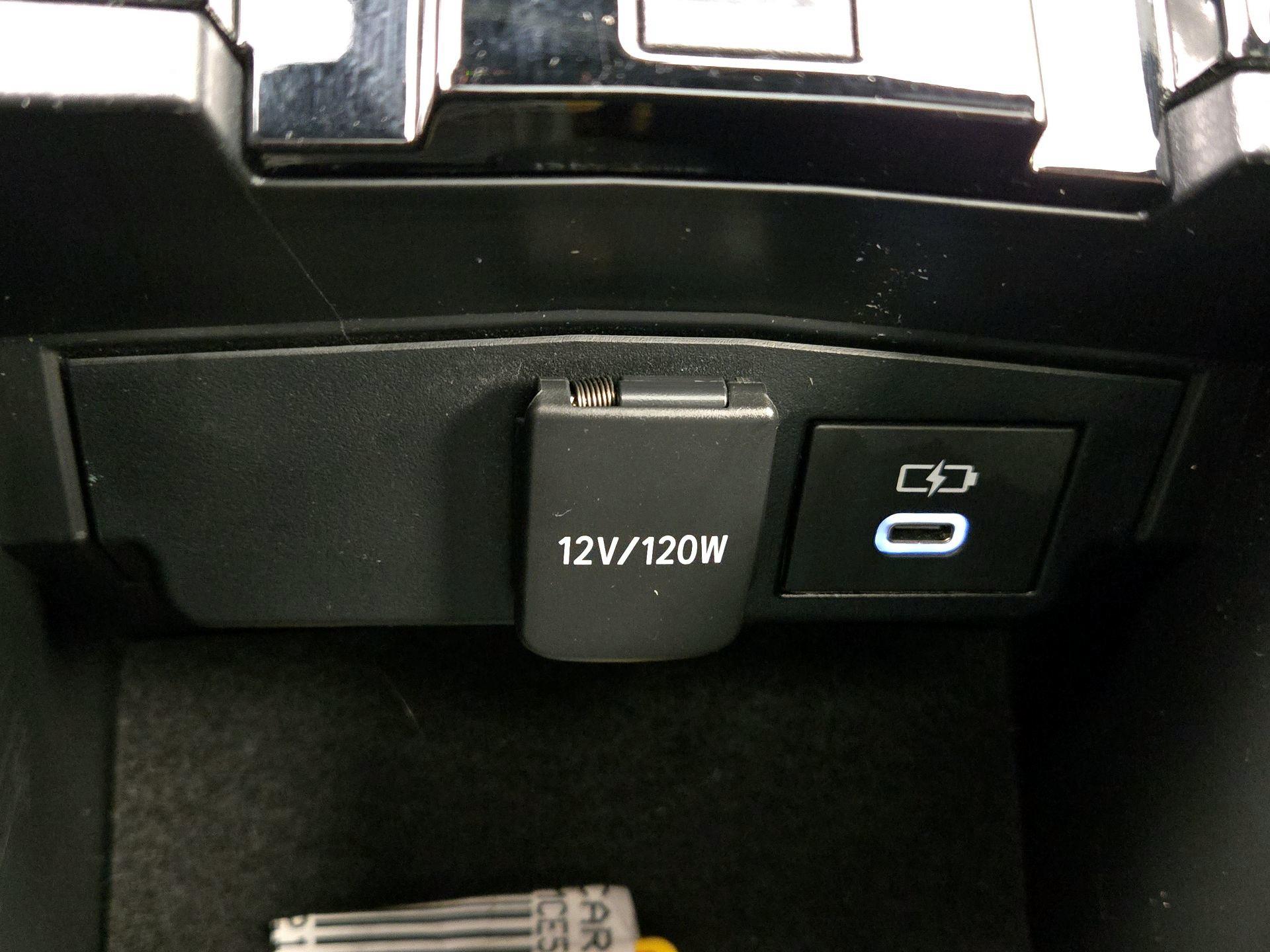 Thumbnail: 2024 Toyota Corolla - 18