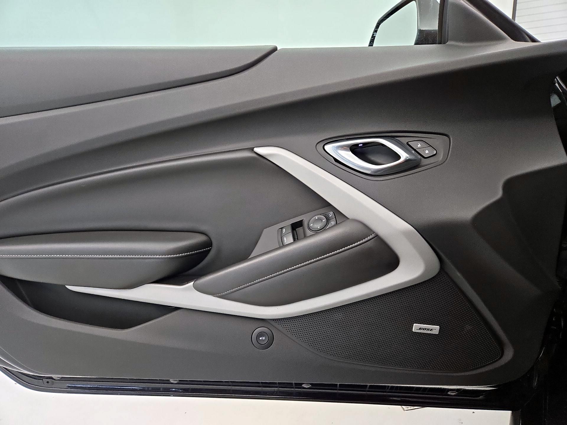 Thumbnail: 2020 Chevrolet Camaro - 12