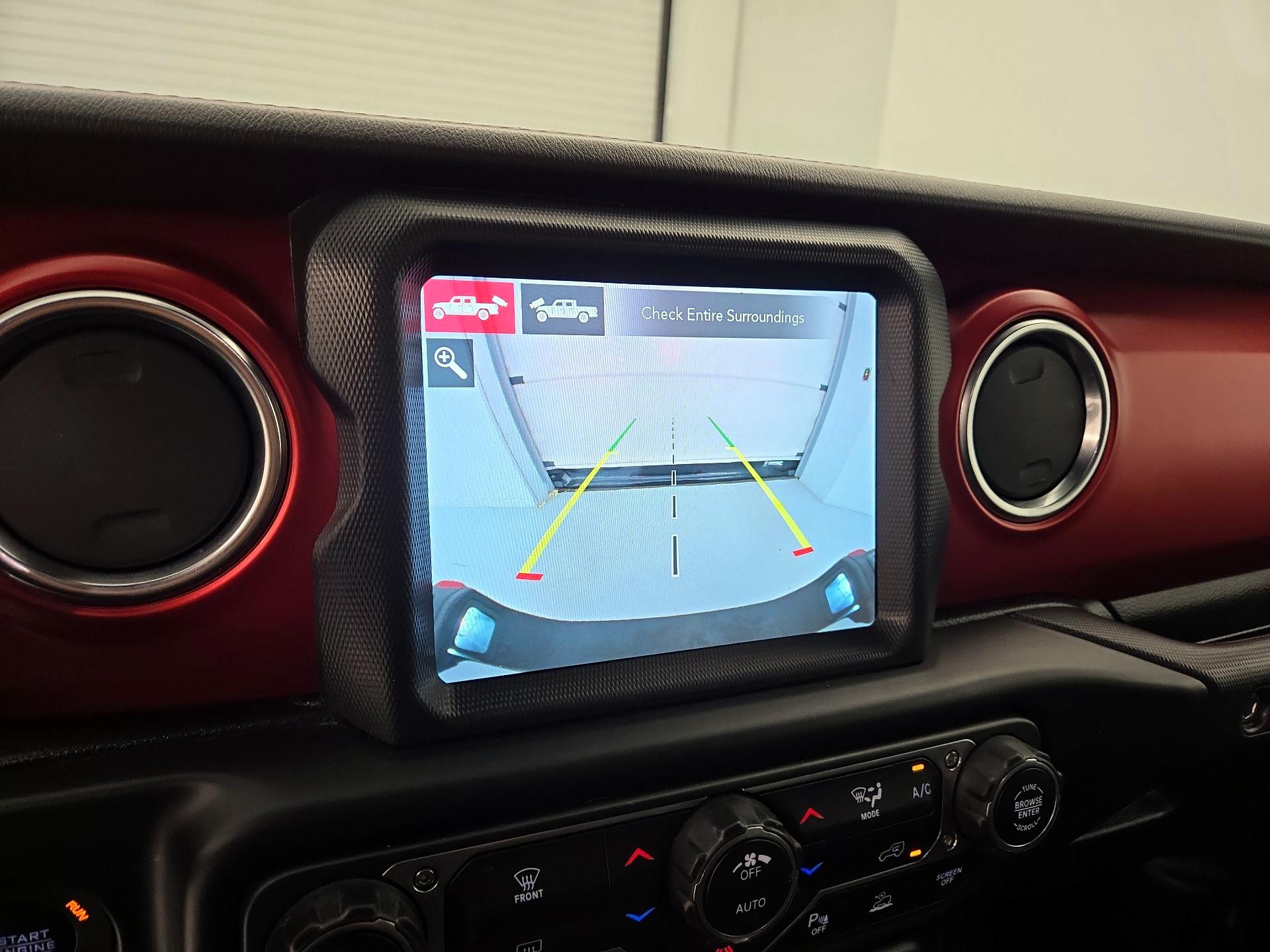 Thumbnail: 2021 Jeep Gladiator - 15