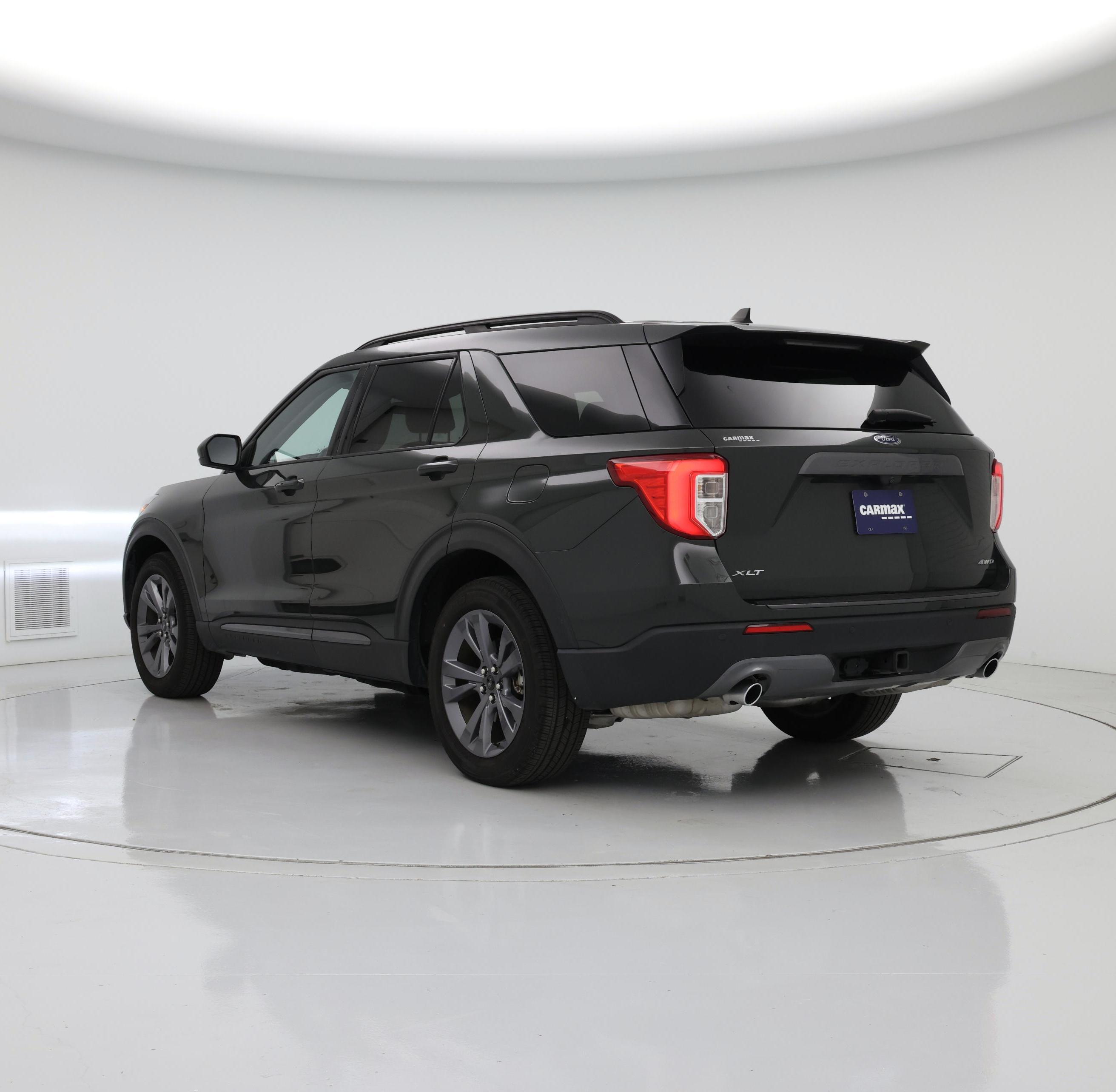 Thumbnail: 2022 Ford Explorer - 2