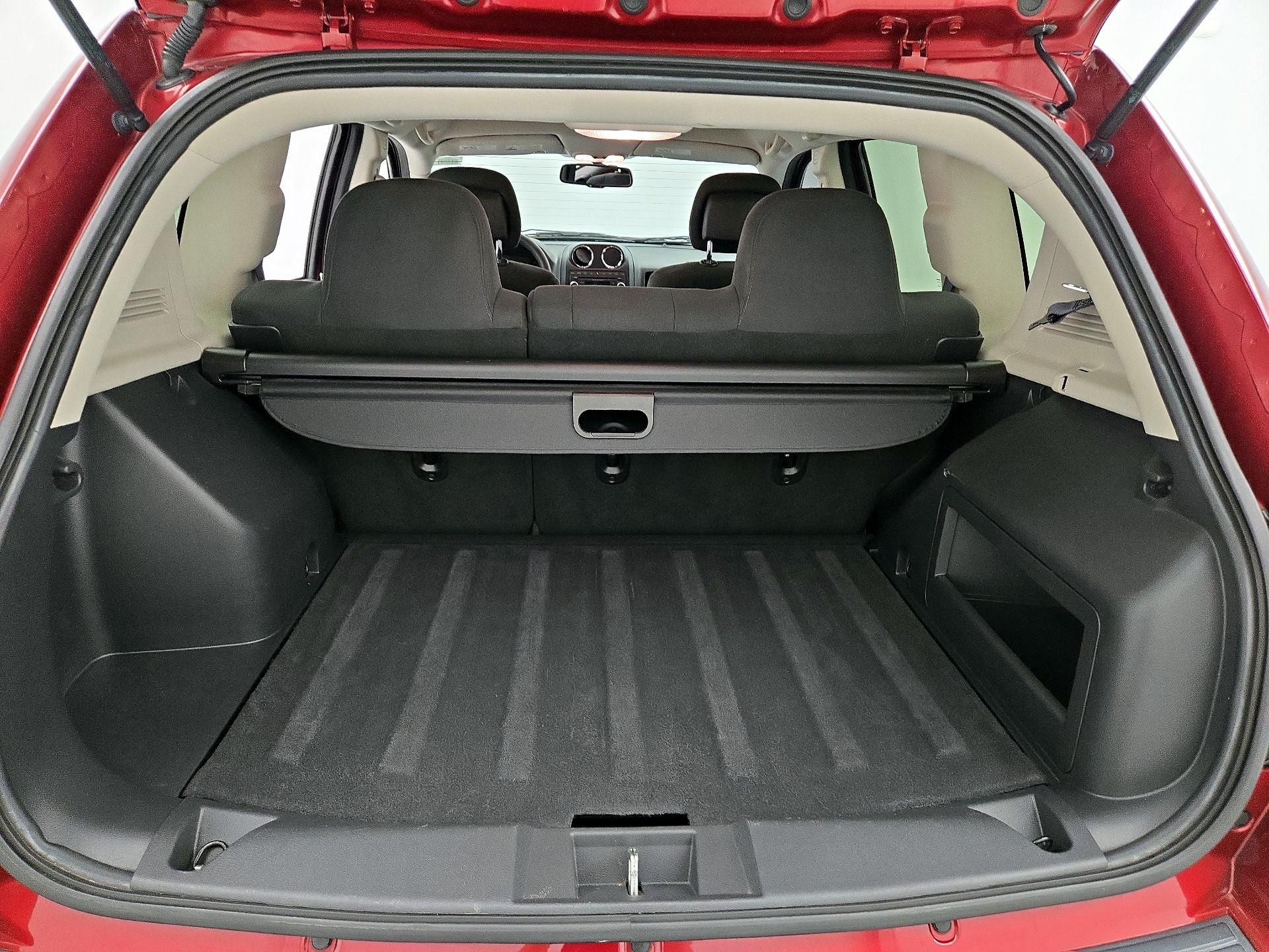 Thumbnail: 2016 Jeep Compass - 18
