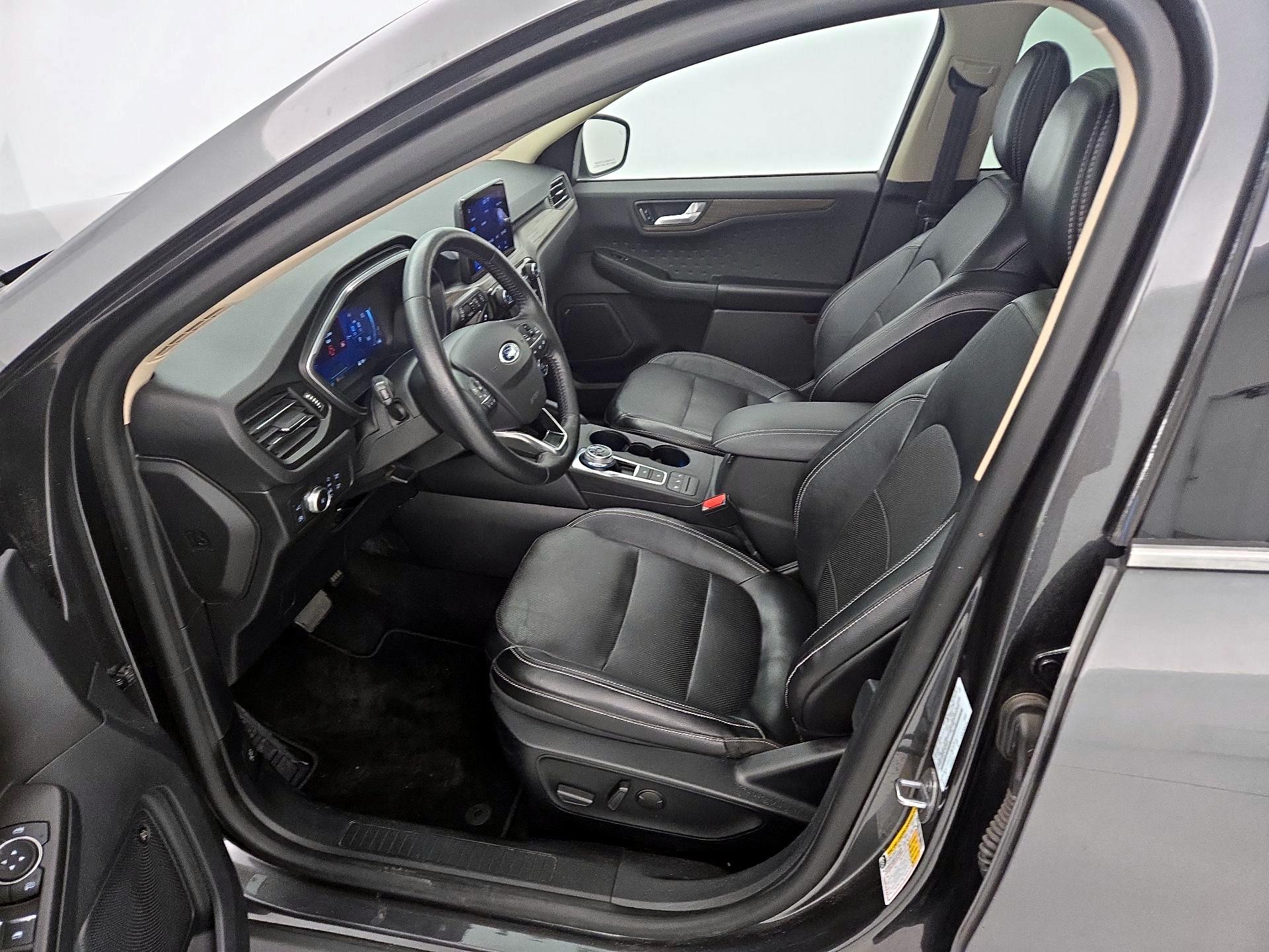 Thumbnail: 2020 Ford Escape - 11