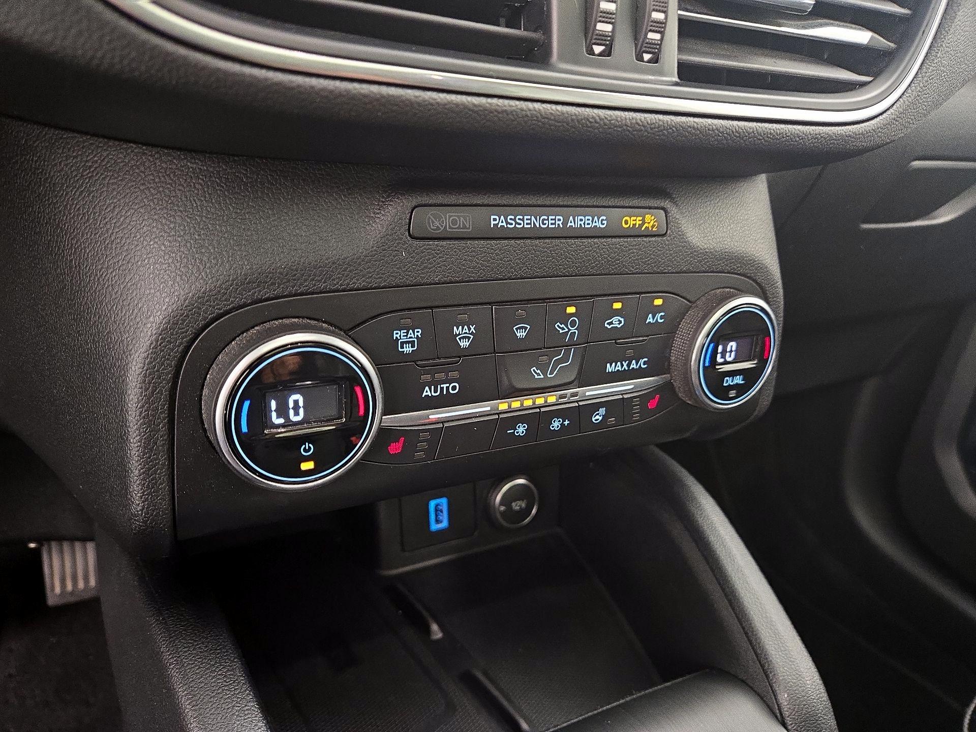 Thumbnail: 2020 Ford Escape - 17
