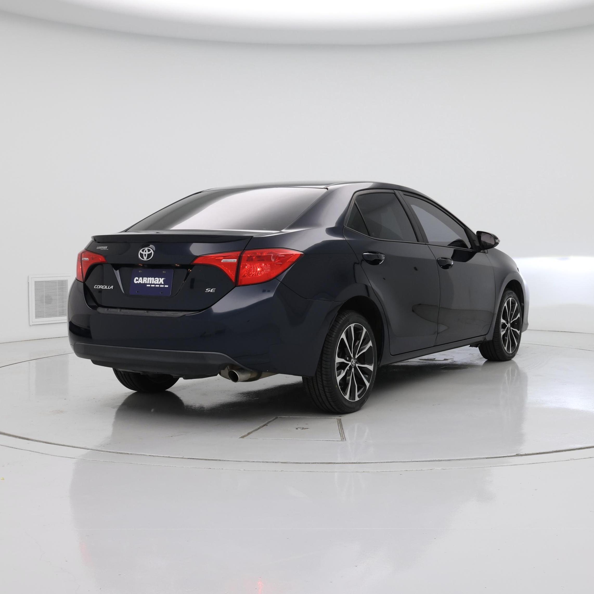 Thumbnail: 2018 Toyota Corolla - 8